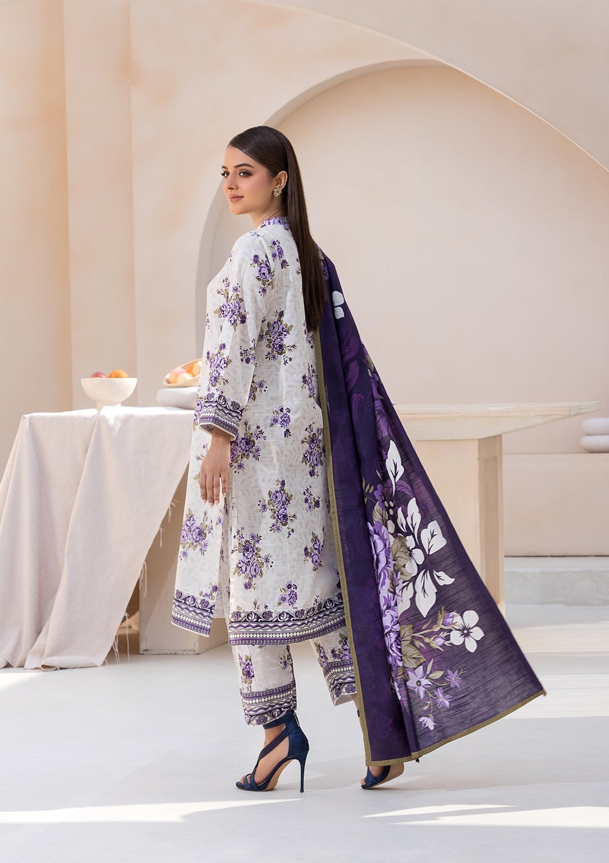 khaddar Kurta Set in Off-white