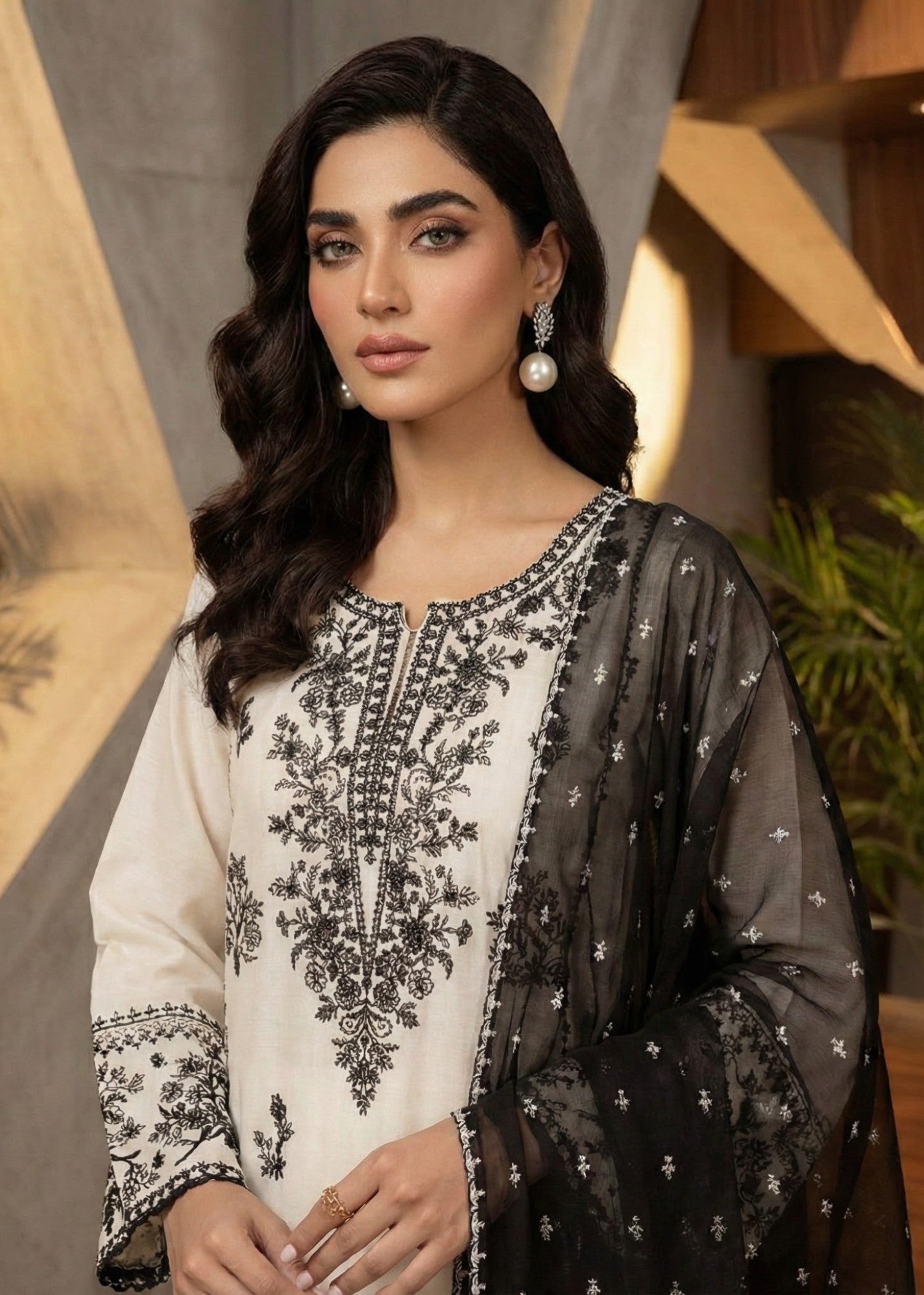 lawn Kurta Set in White