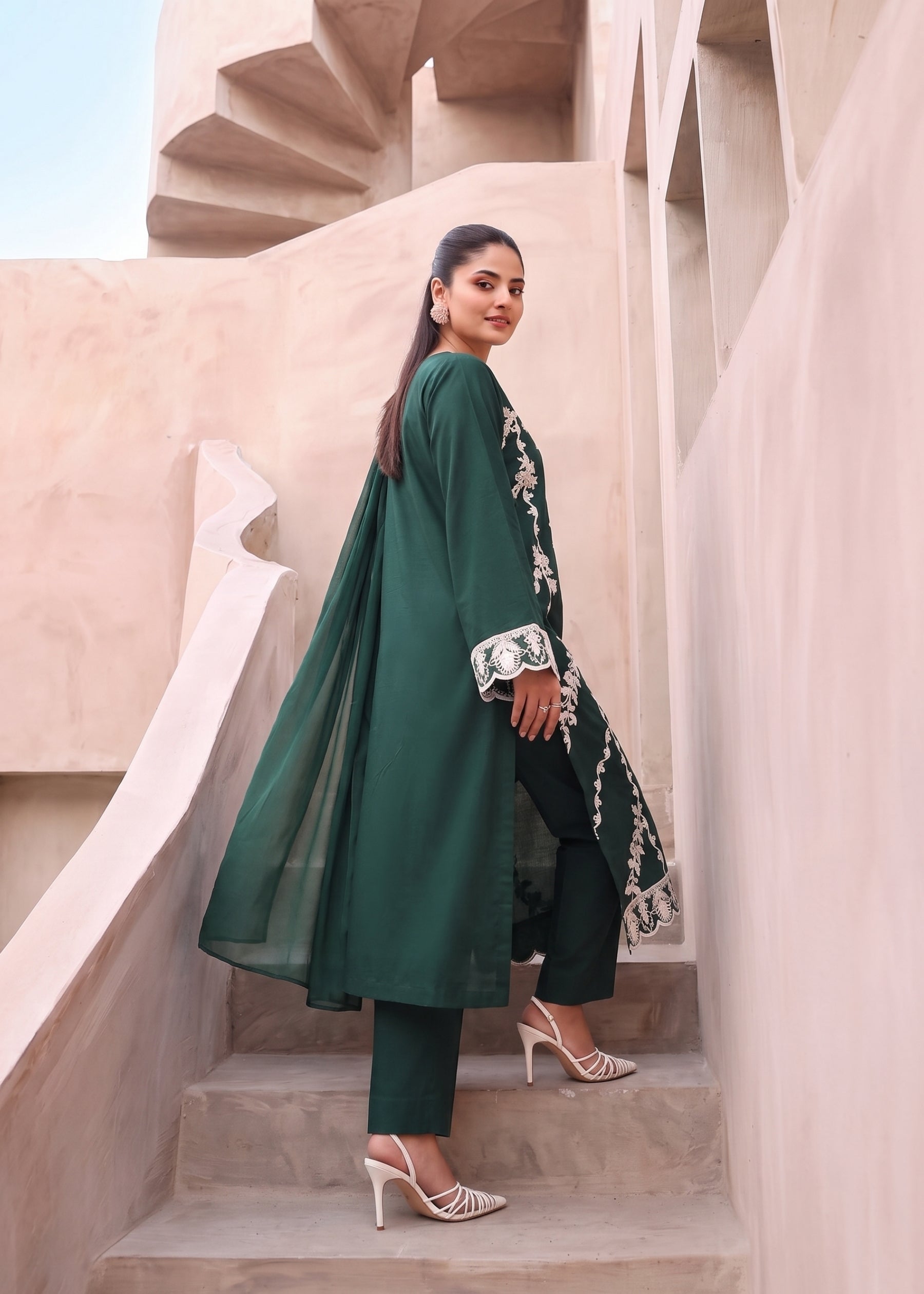 linen Kurta Set in Dark green