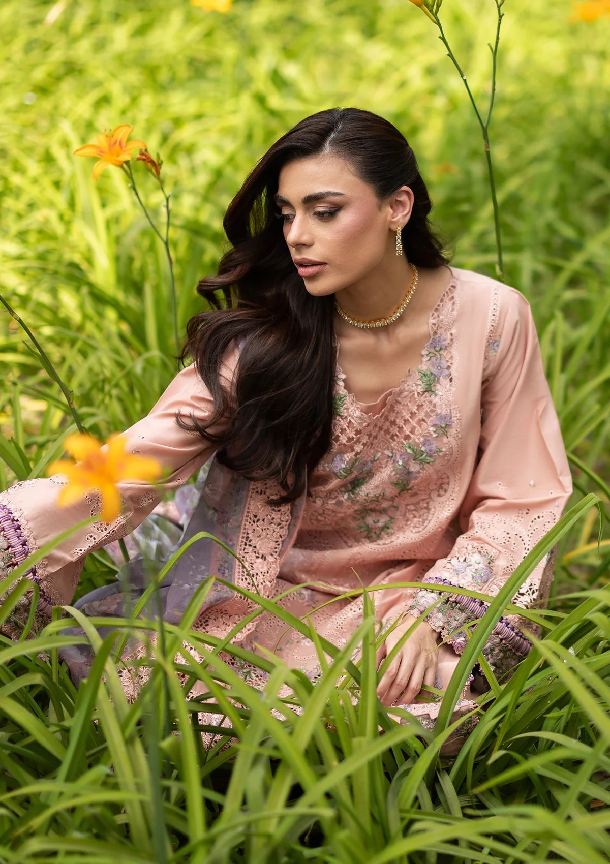 Luxury Lawn – ELQ- 6A BLUSHING ROSE