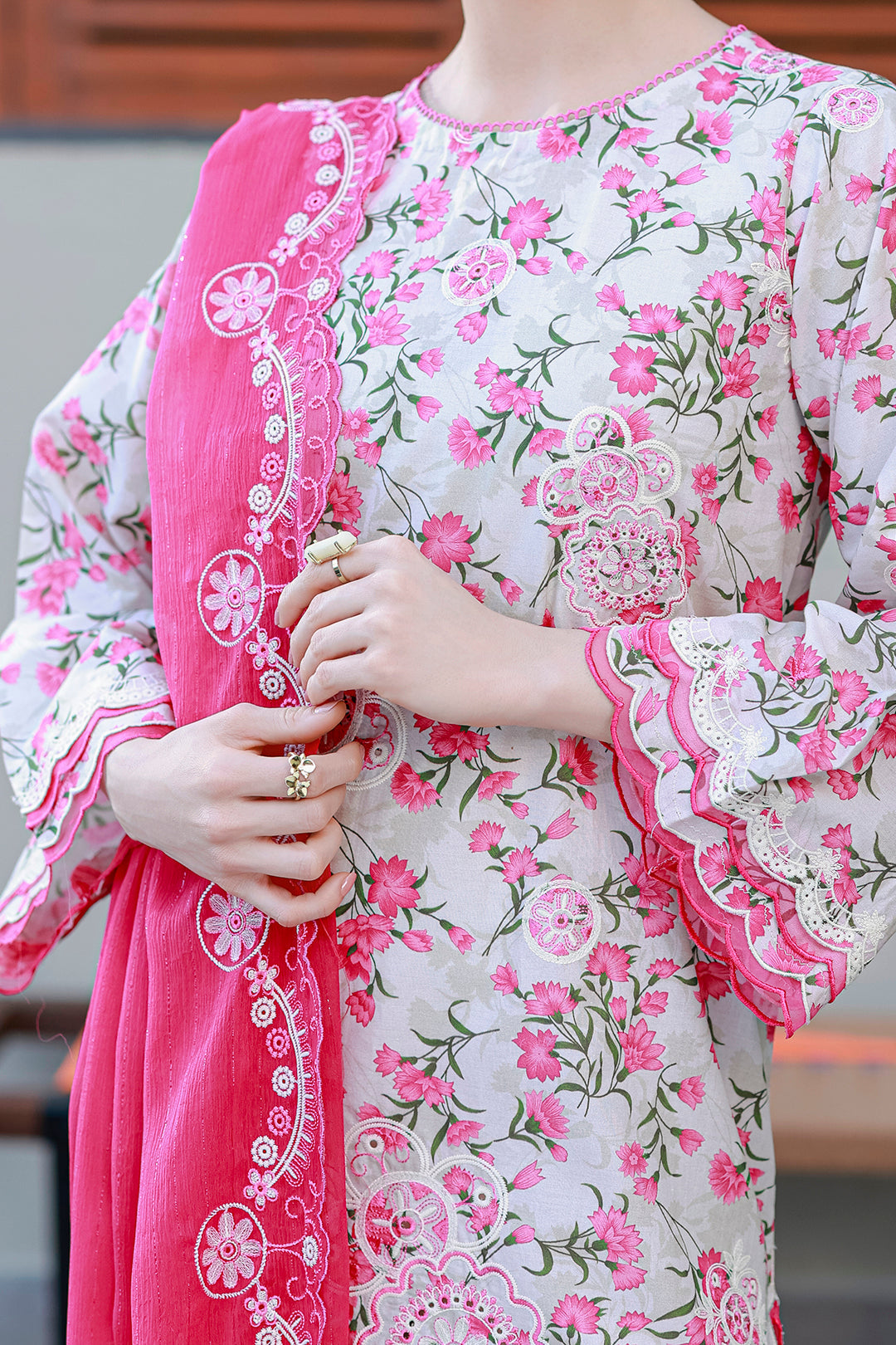 Chikankari Lawn – Z-4051