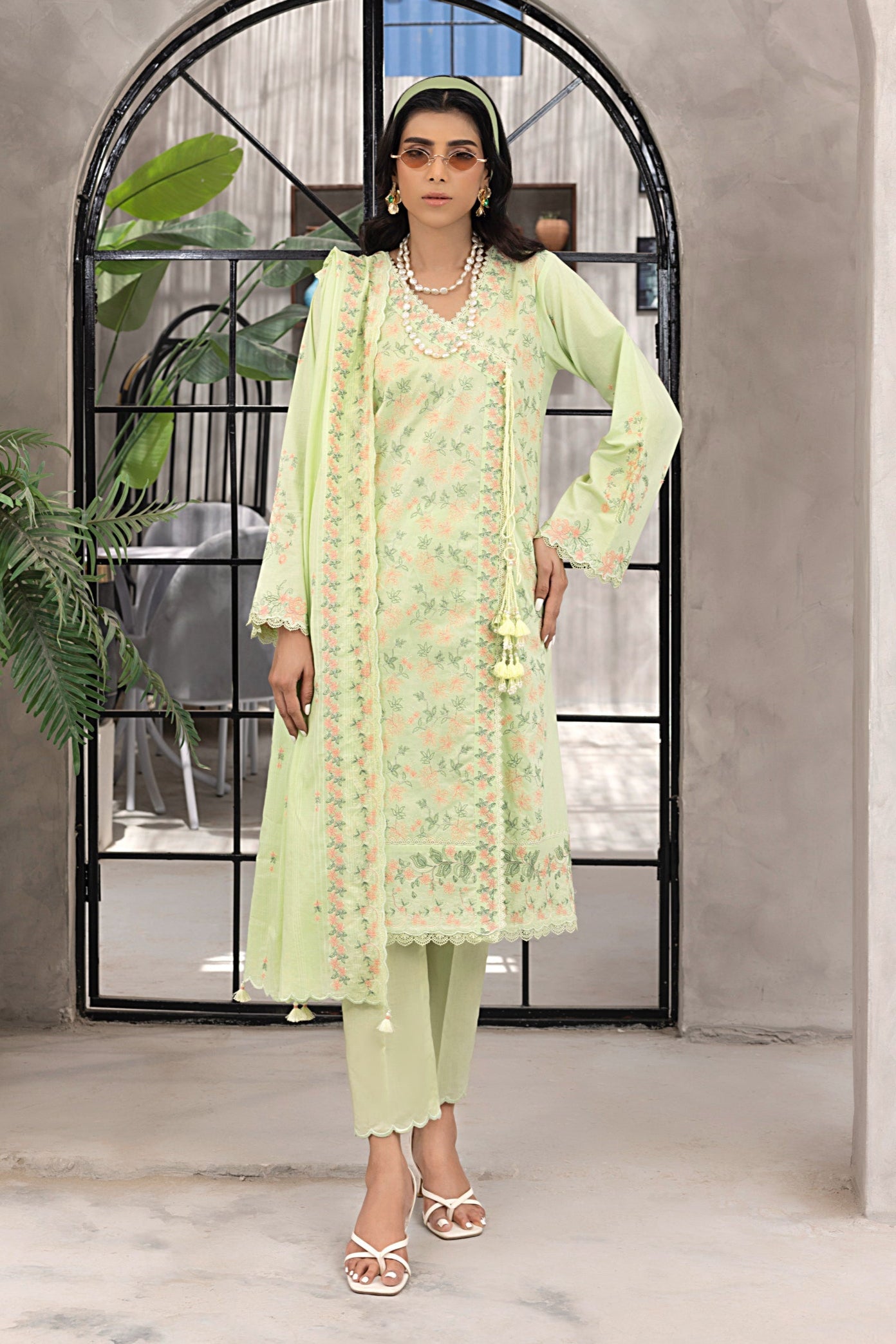 lawn Unstitched in Herb green
