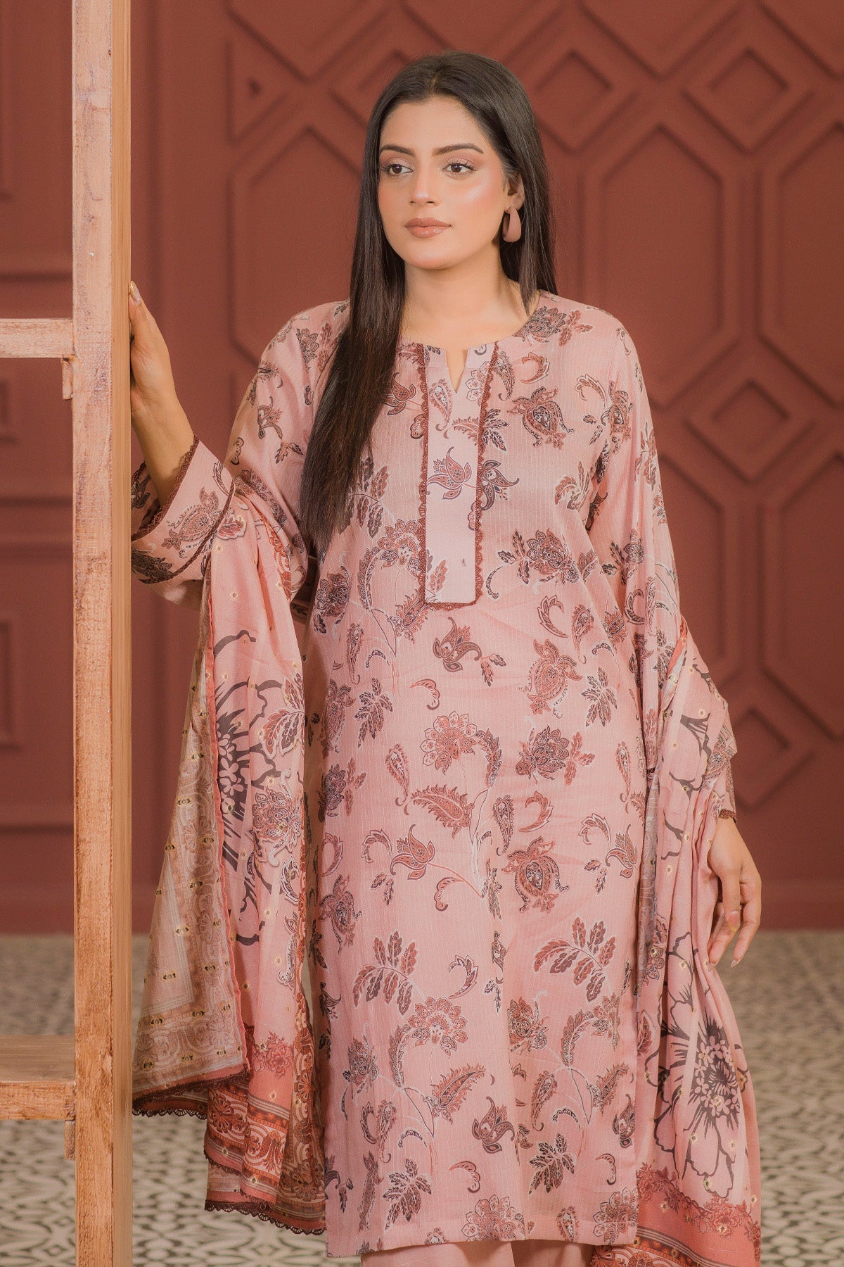 lawn voile Kurta Set in Peach pink