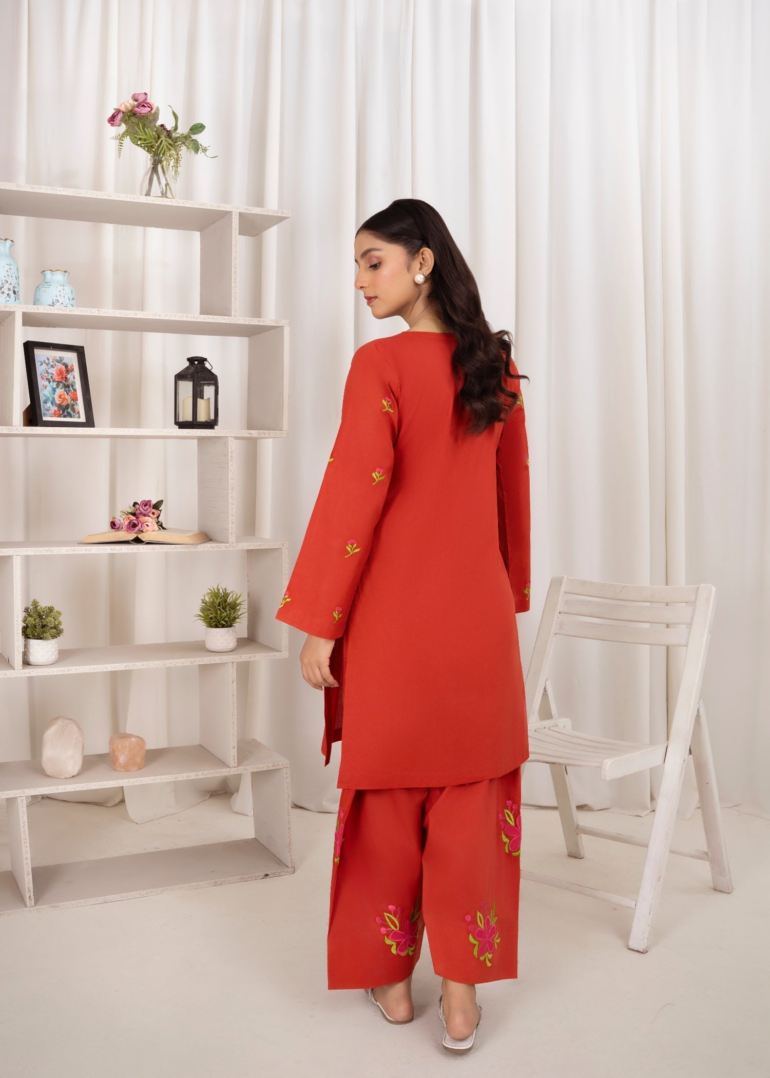 lawn Kurta Set in Carnation red