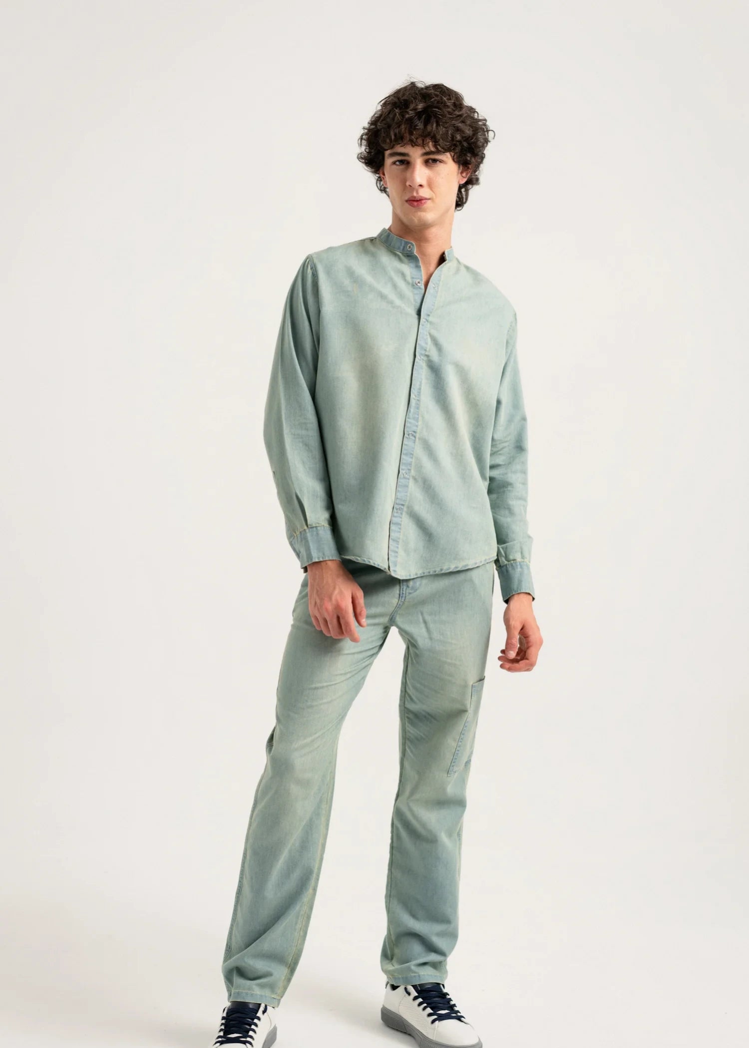 chambray Casual Shirt in Light blue
