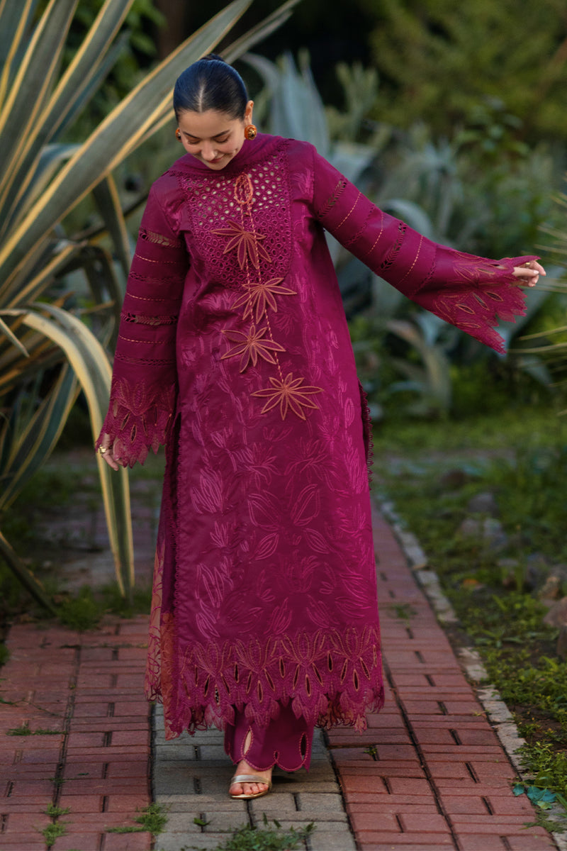 Luxury Lawn Eid Edit – Ayra