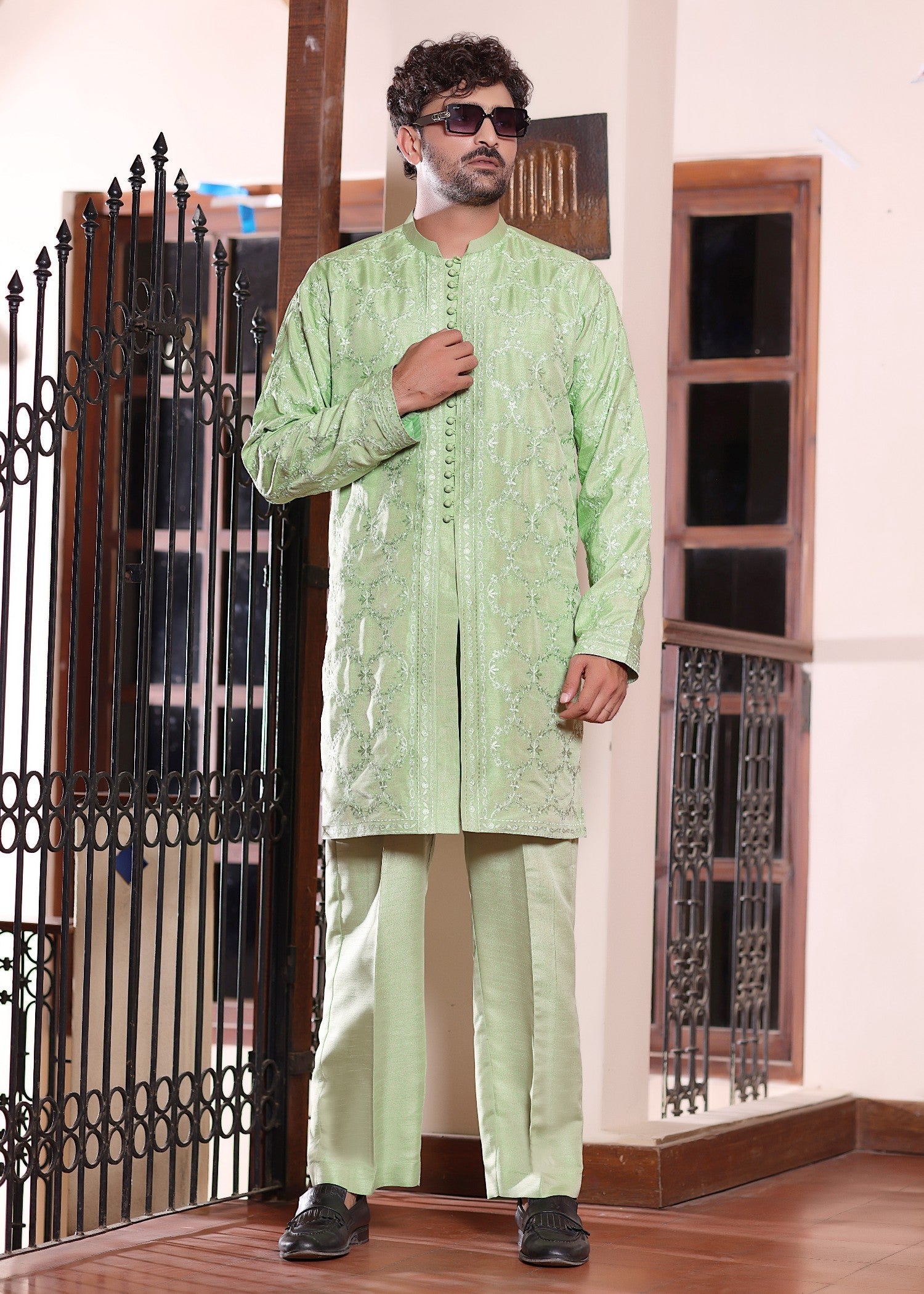 raw silk Kurta Set in Pistachio green