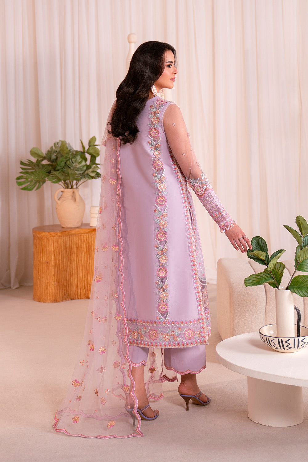 Bloom Poise Lawn Edit – ÉLISE - MSU0677