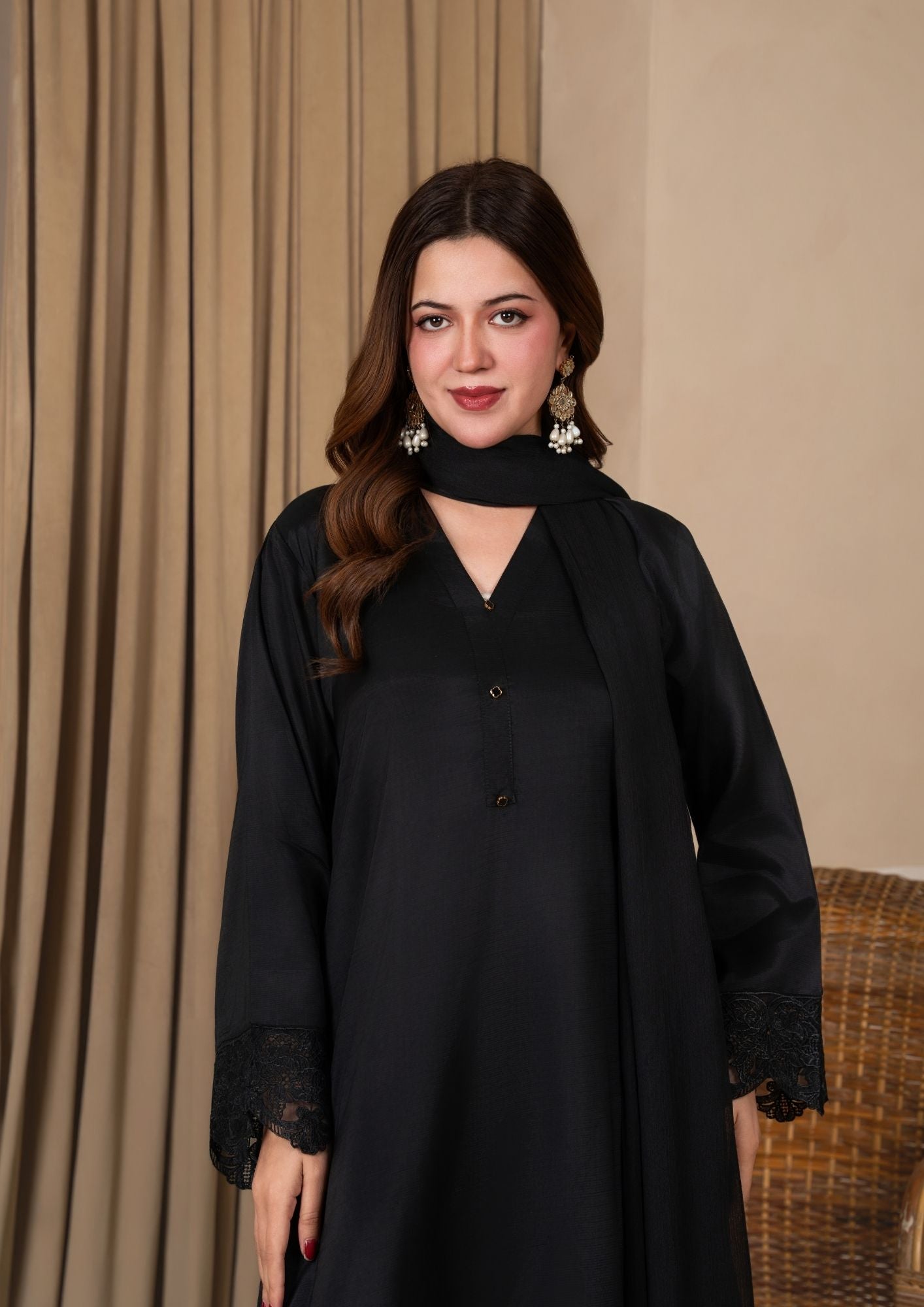viscose raw silk Kurta Set in Black