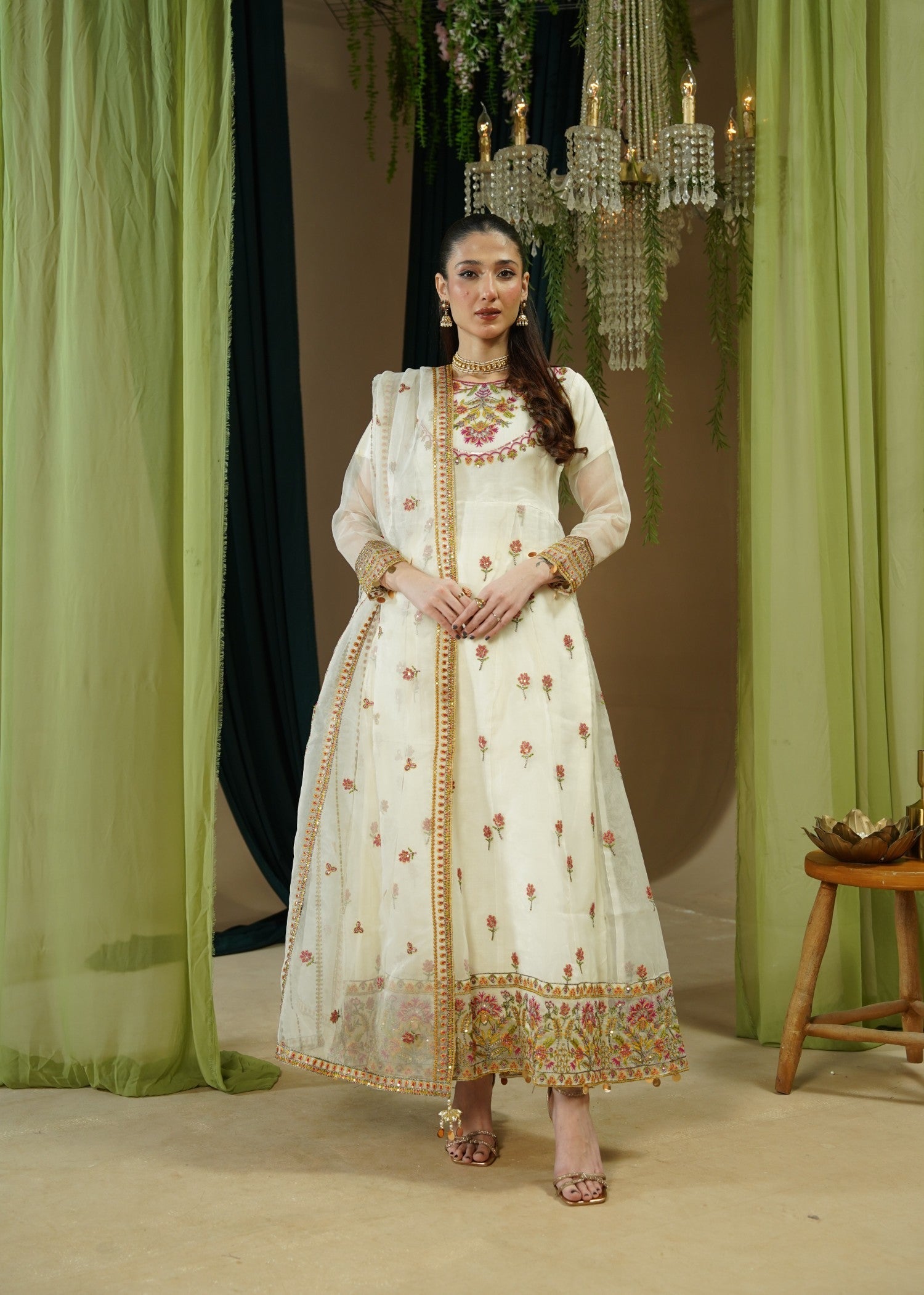 poly organza Maxi in Off-white