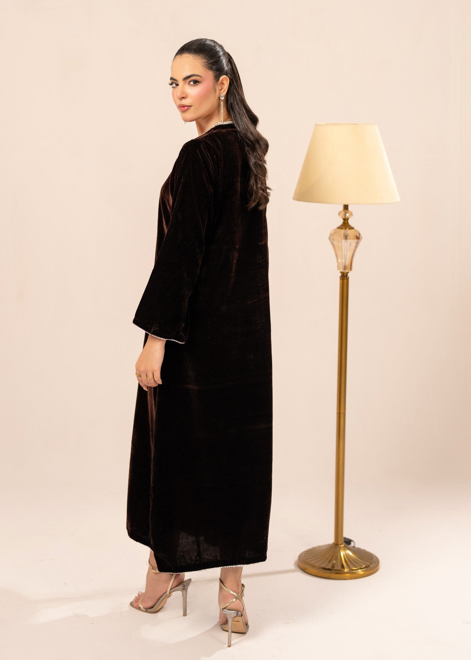 velvet Kaftan in Brown