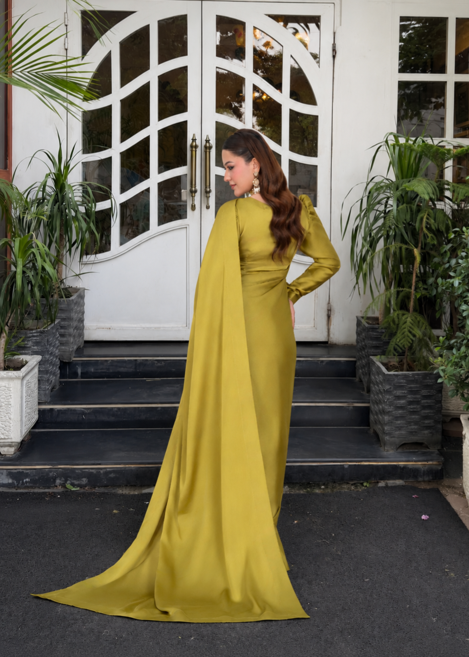 silk Saree in Pear