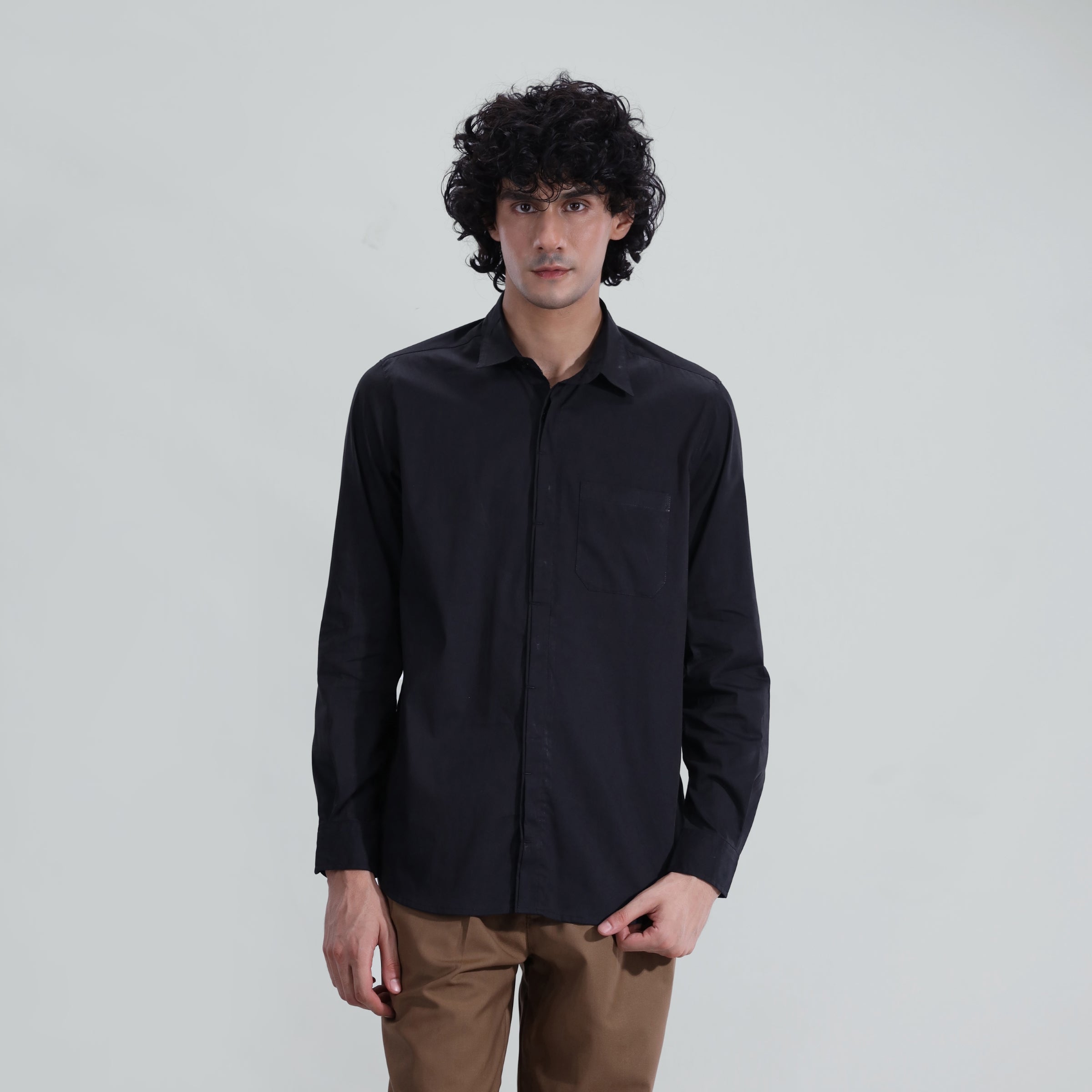 seersucker Formal Shirt in Jet black