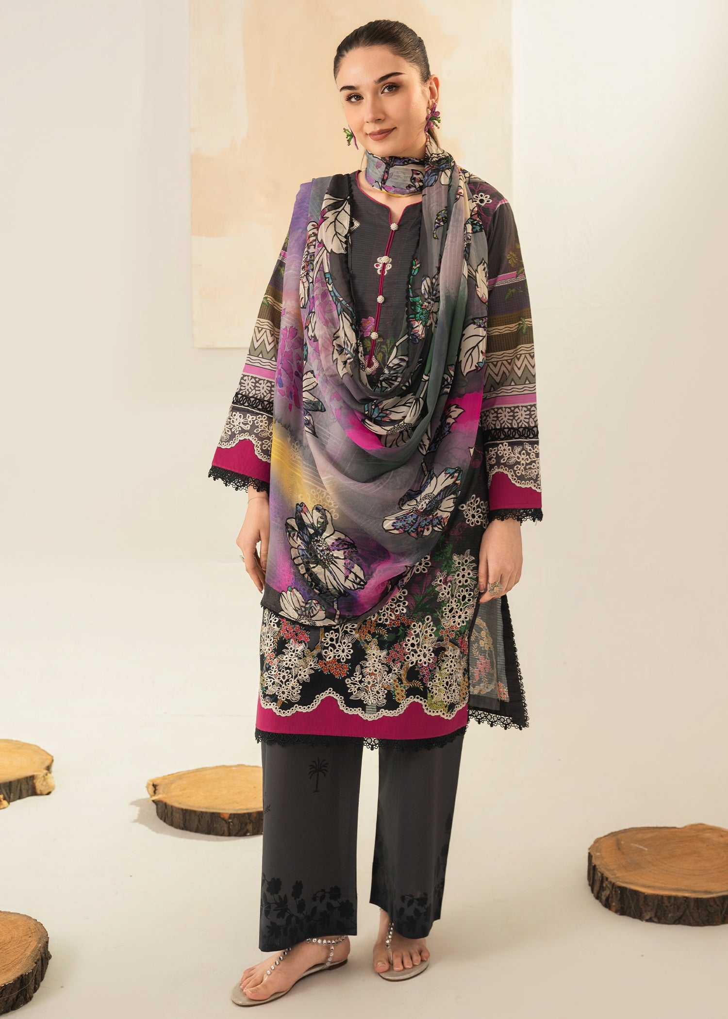 lawn Kurta Set in Graphite