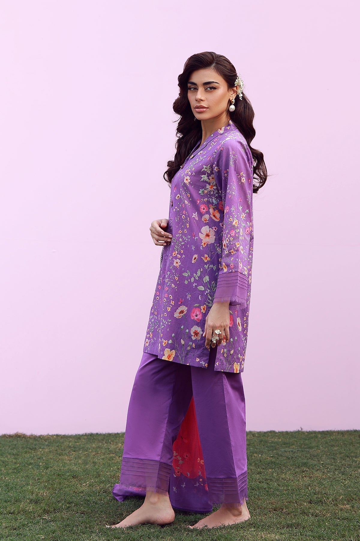 Mirha Lawn – Lavender Whisper