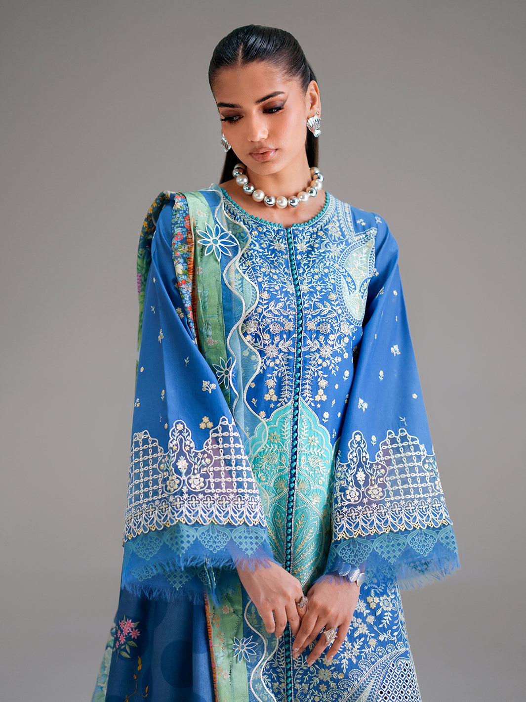 Amour Luxury Lawn – 187-A