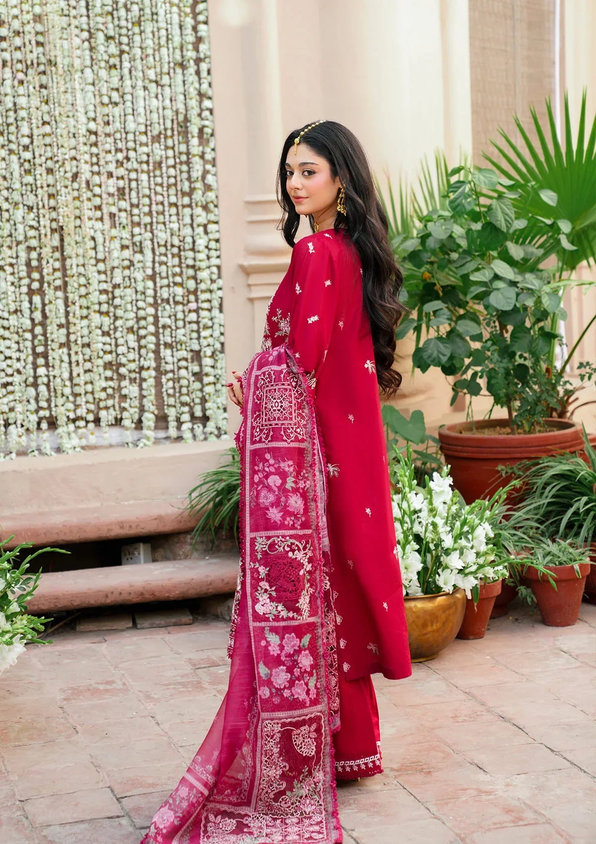 Ek Fasana Luxury Lawn – KLB-1B MAHRANI