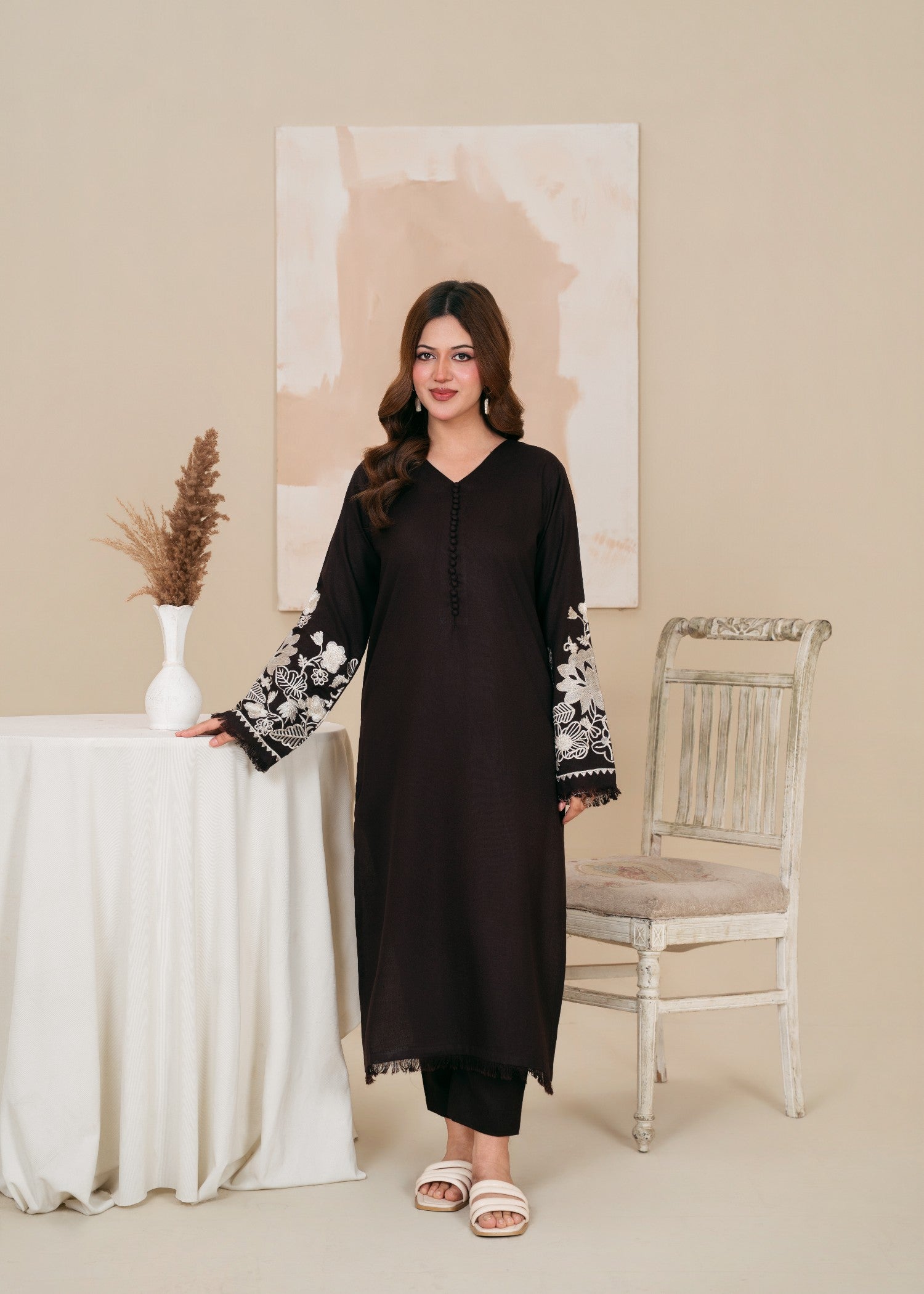 dhanak Kurta Set in Bistre brown