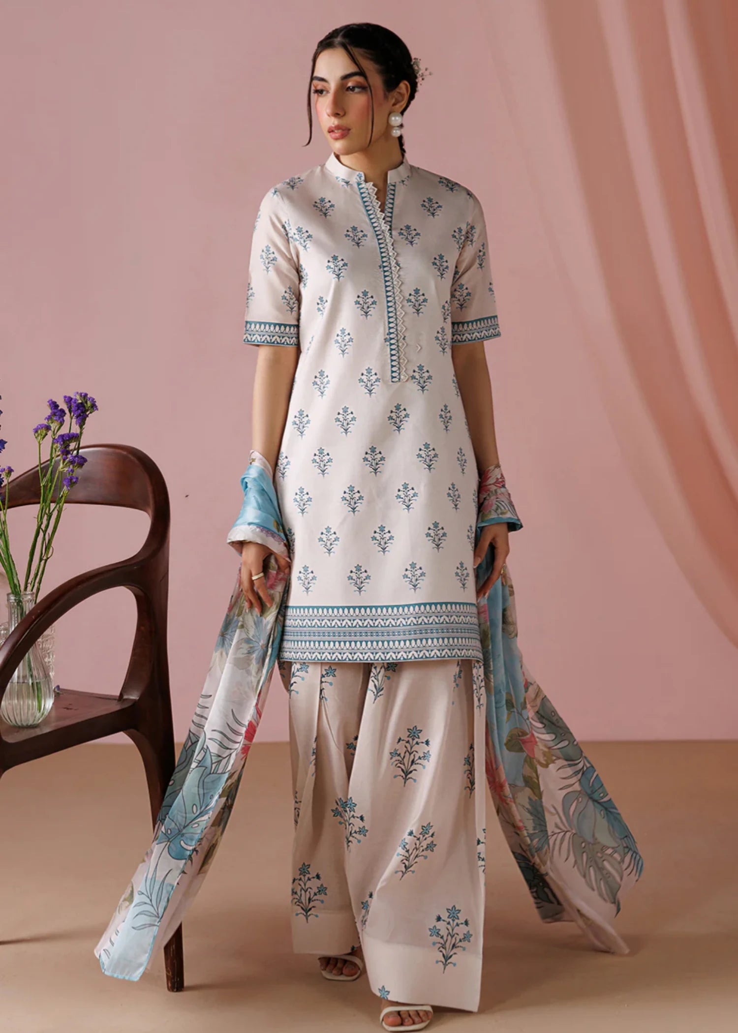 lawn Kurta Set in Pearl white