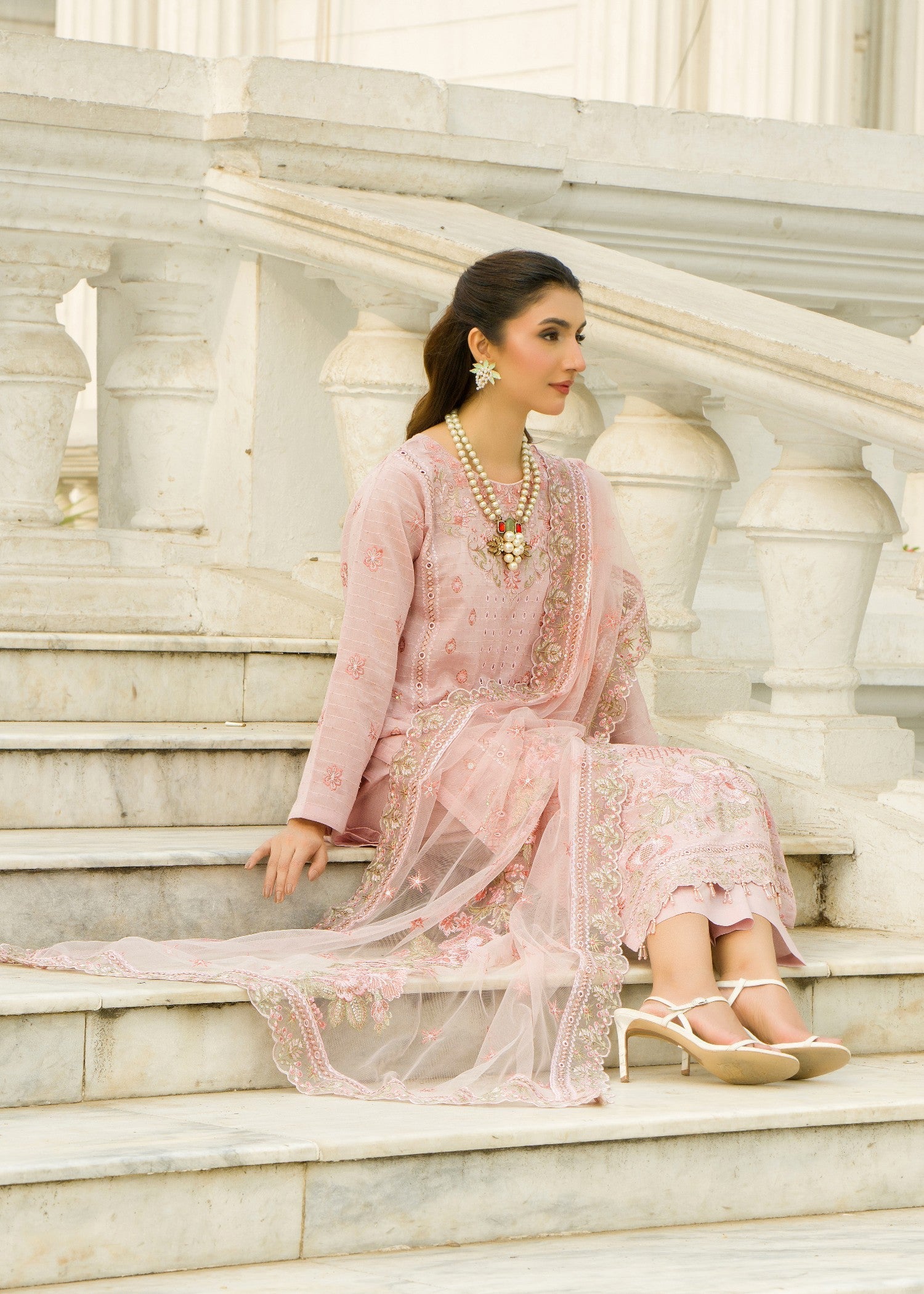 lawn Kurta Set in Baby pink