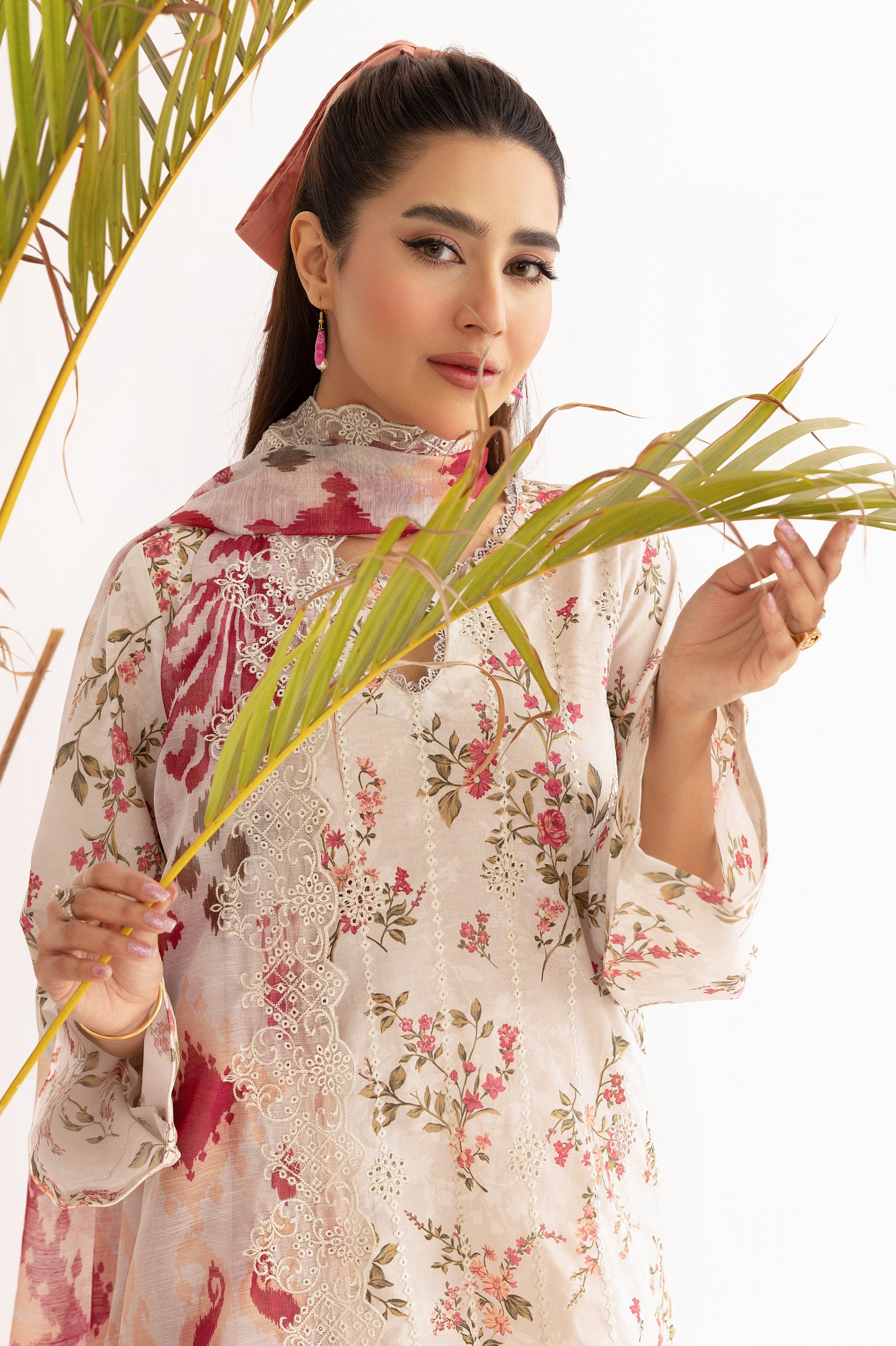 cambric Kurta Set in Light pink
