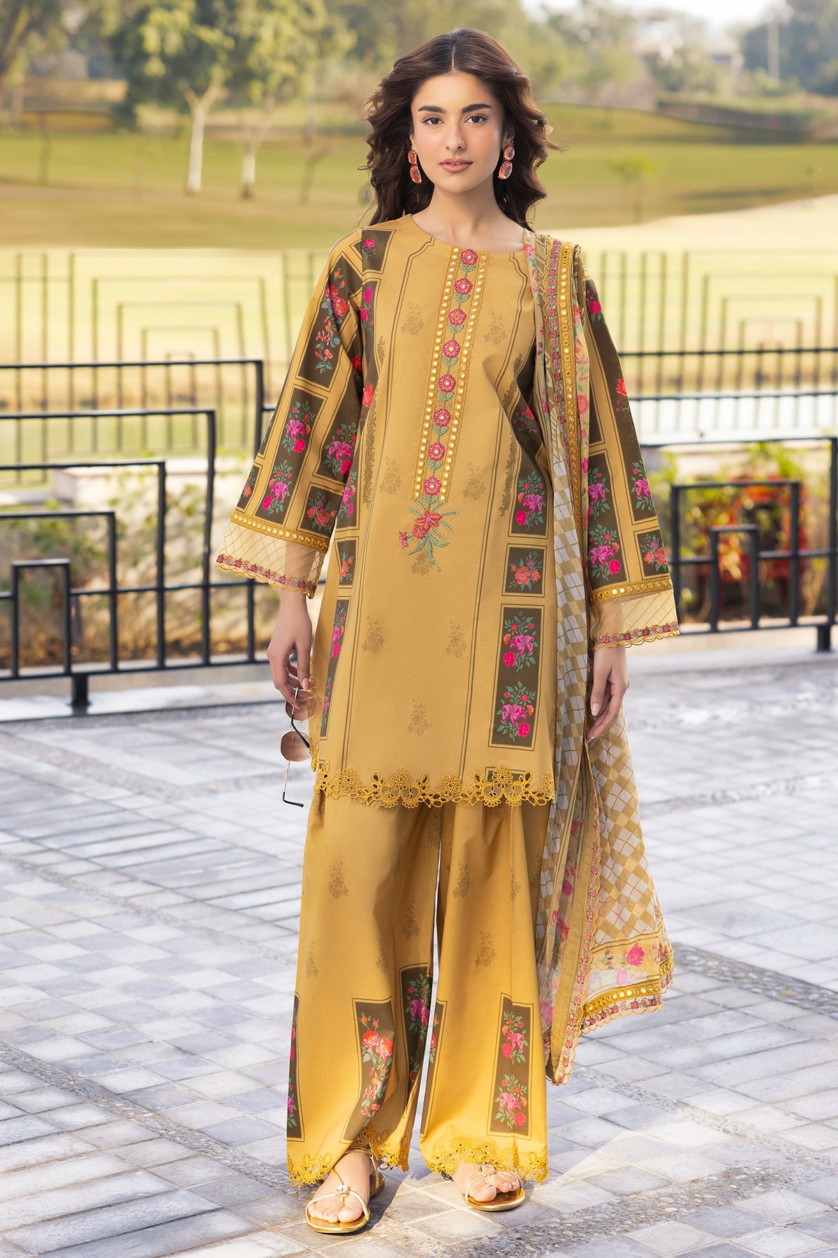 Aniq Lawn – AN6-03