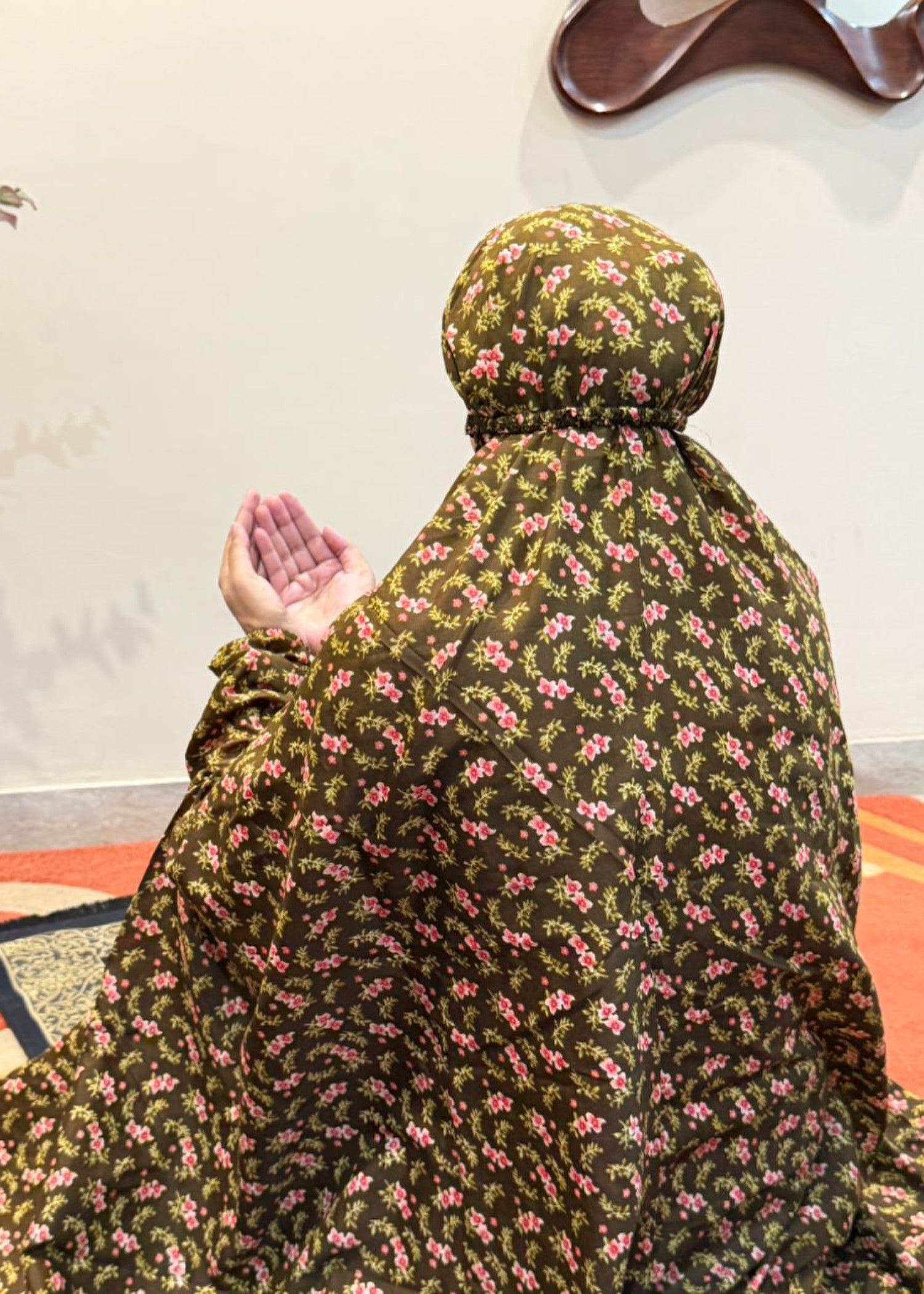 lawn Chaddar in Olive green