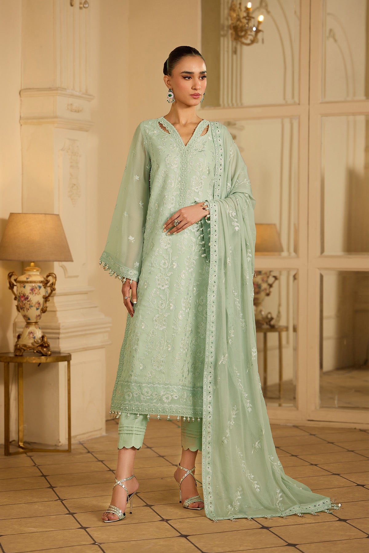 Luxury Festive Formals – 2252-Zehnora