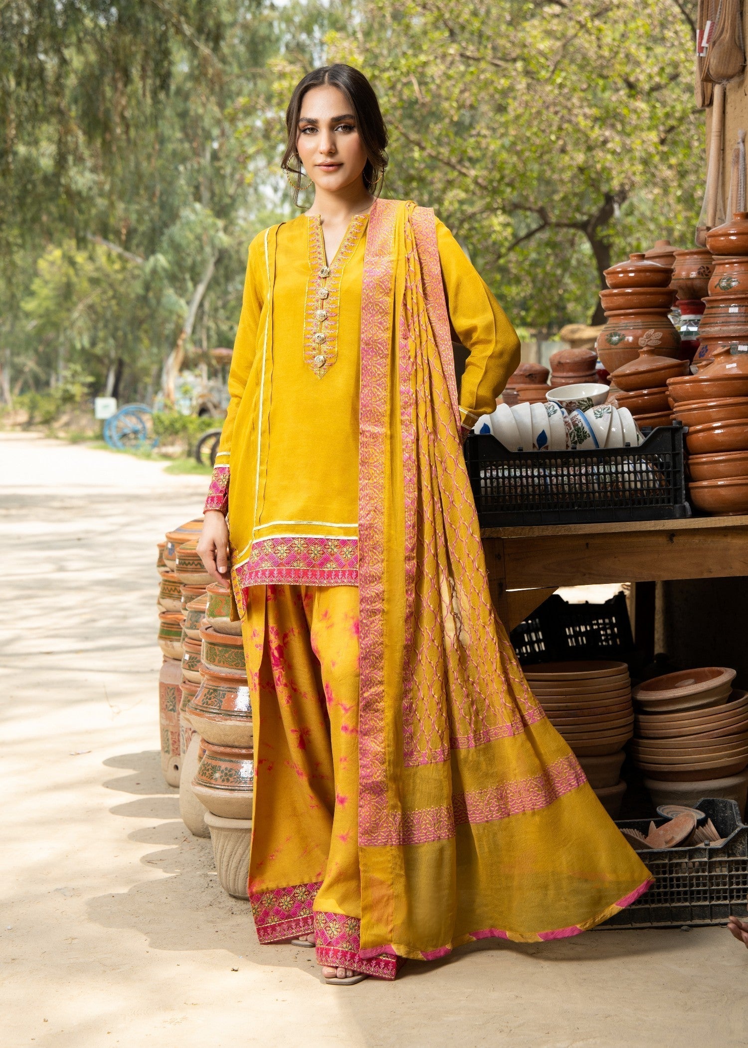 pk raw silk Kurta Set in Mustard