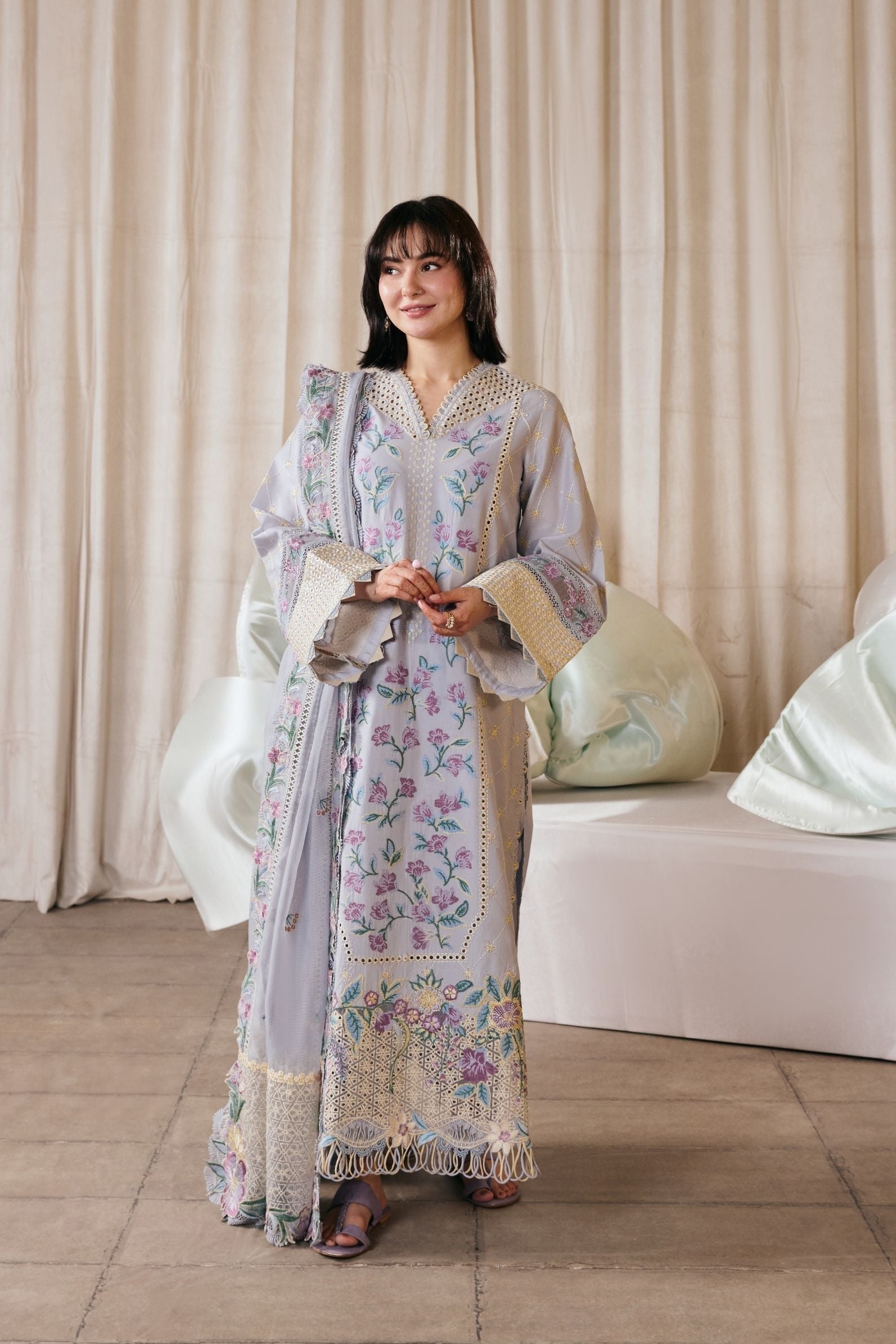 Eid Luxury Lawn – Pari