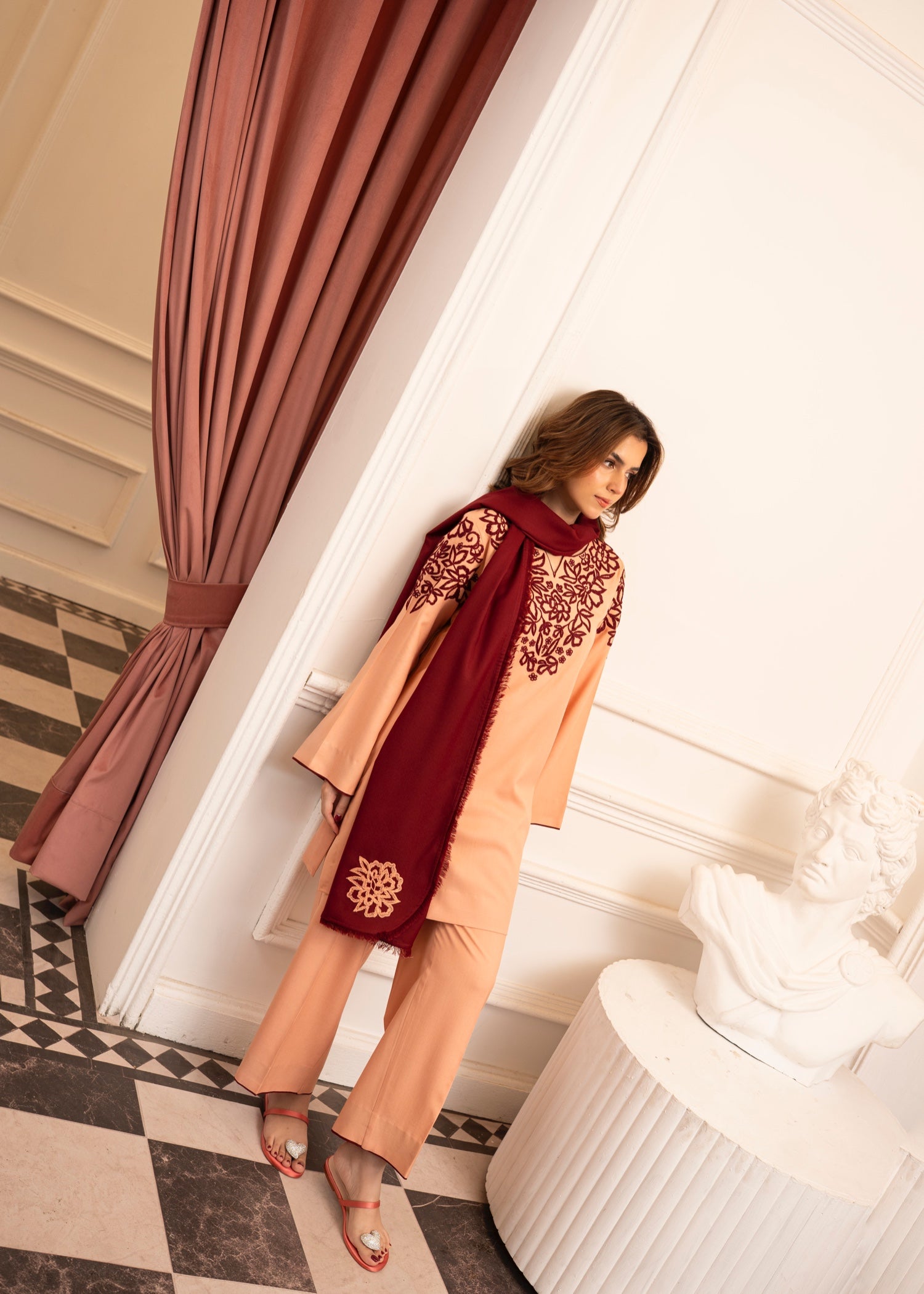dhanak Kurta Set in Peach pink