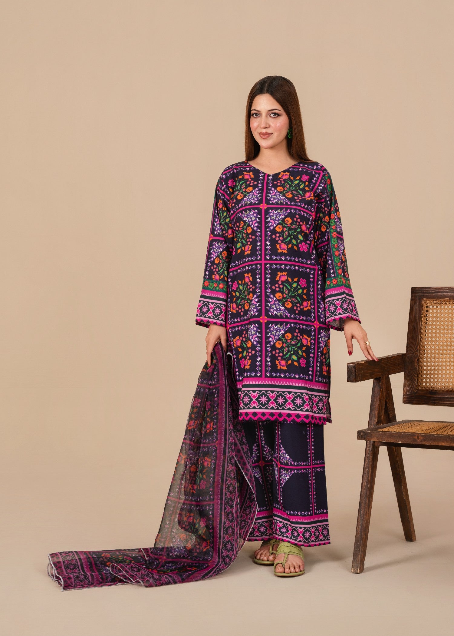 silk crepe Kurta Set in Purple