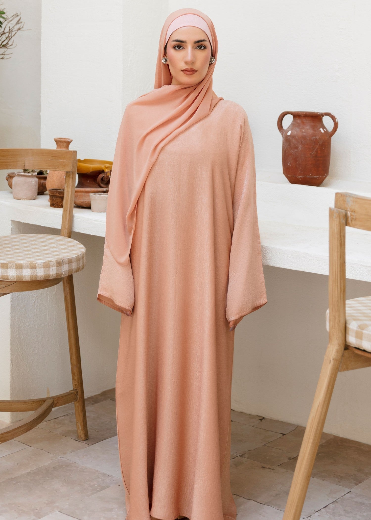 nidha blend Abaya in Peach pink
