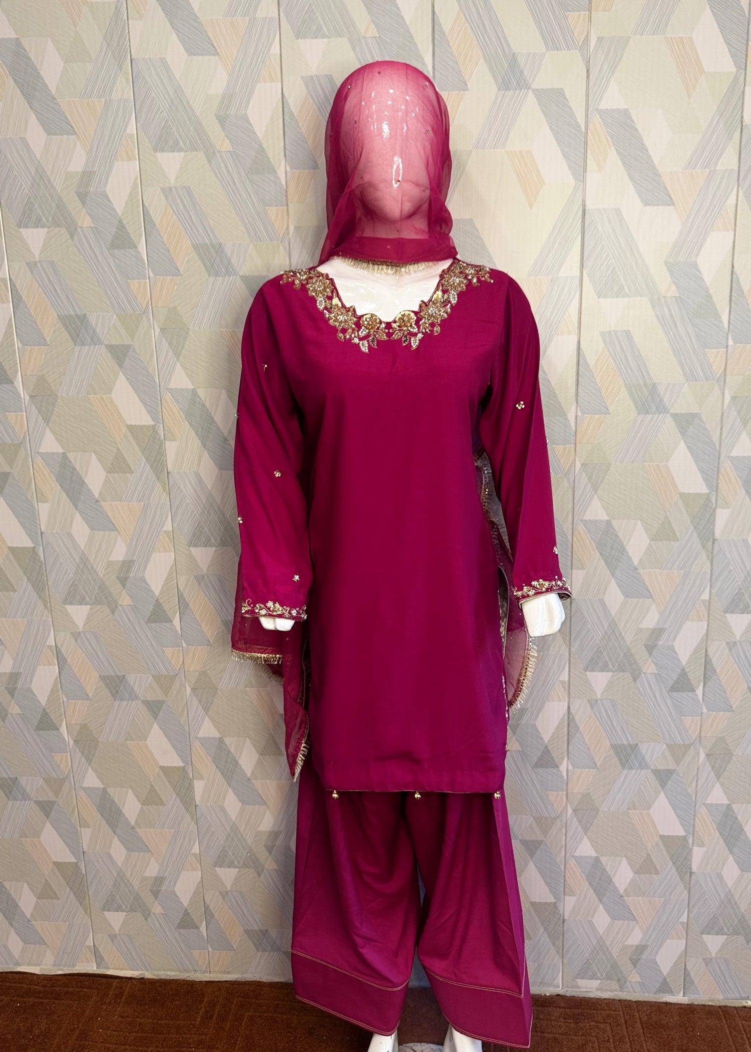 thai silk Kurta Set in Hot pink