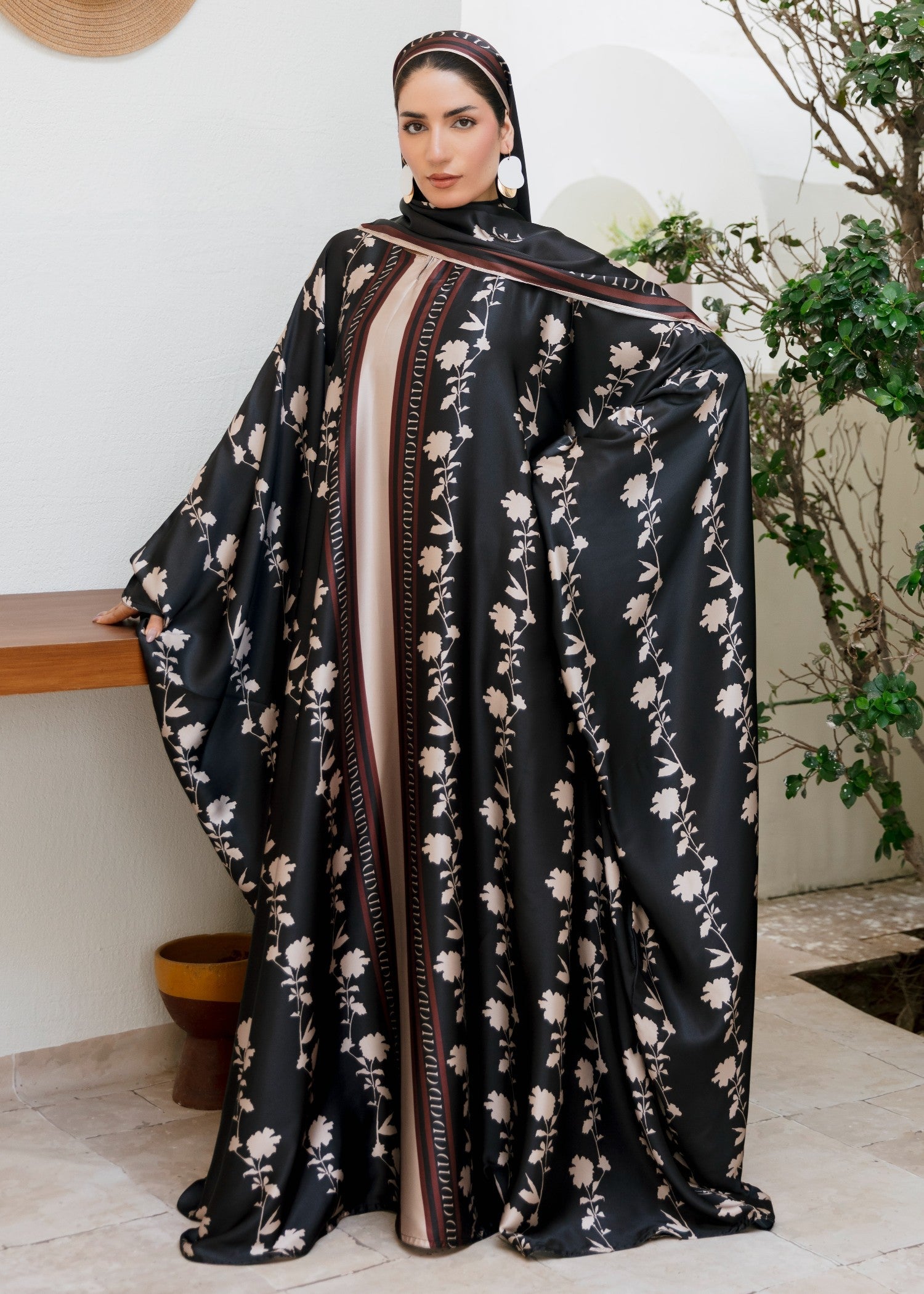 pk charmuse silk Abaya in Black, maroon