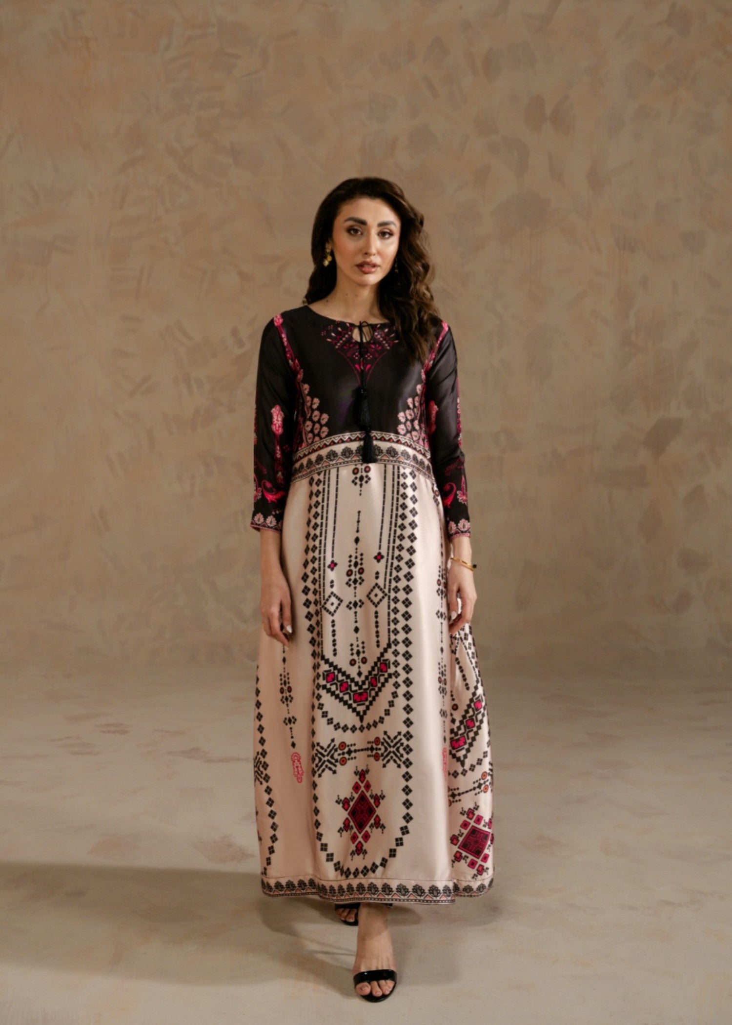 pk charmuse silk Maxi in Black