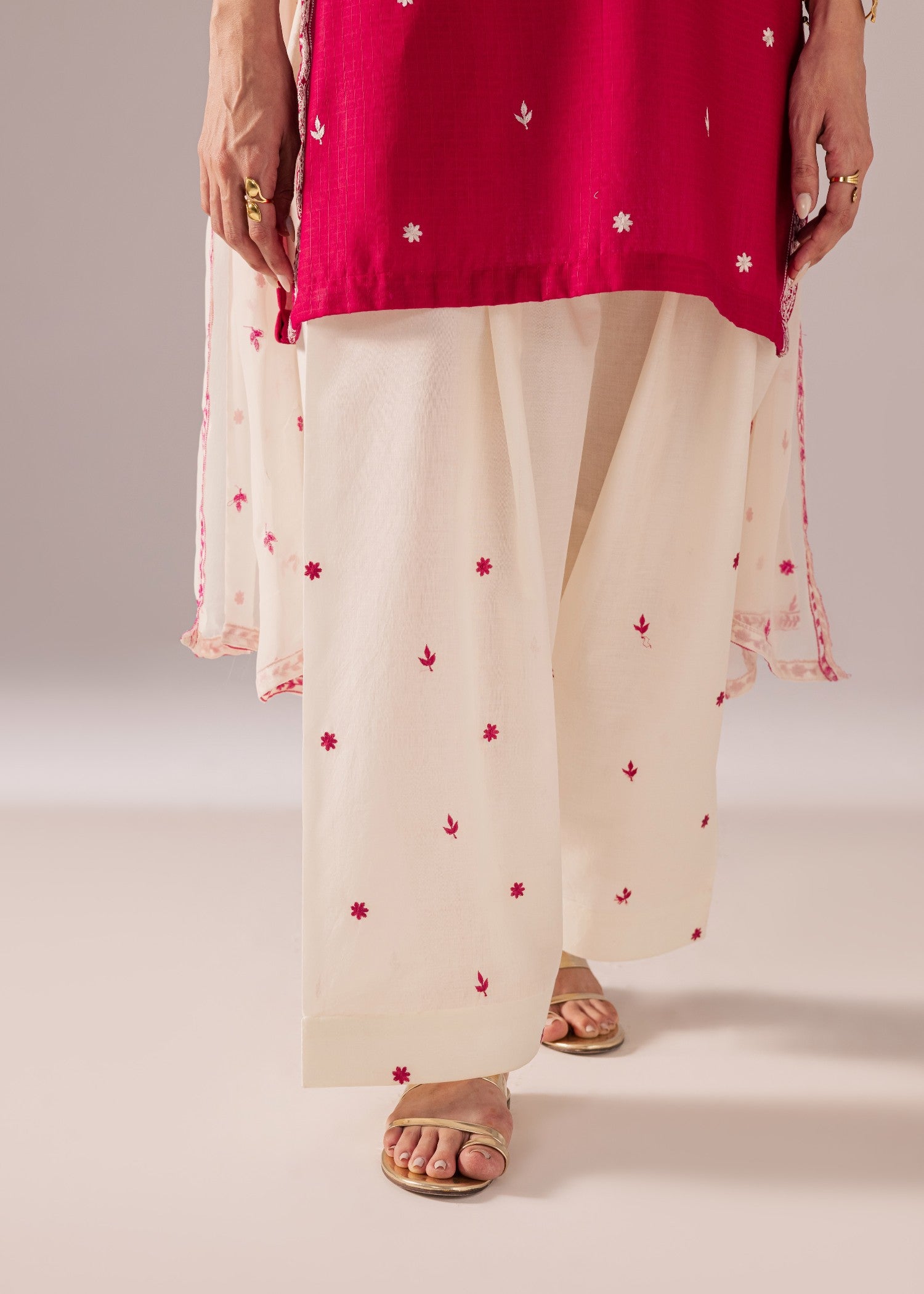 ribbed lawn Kurta Set in Off-white, mulberry