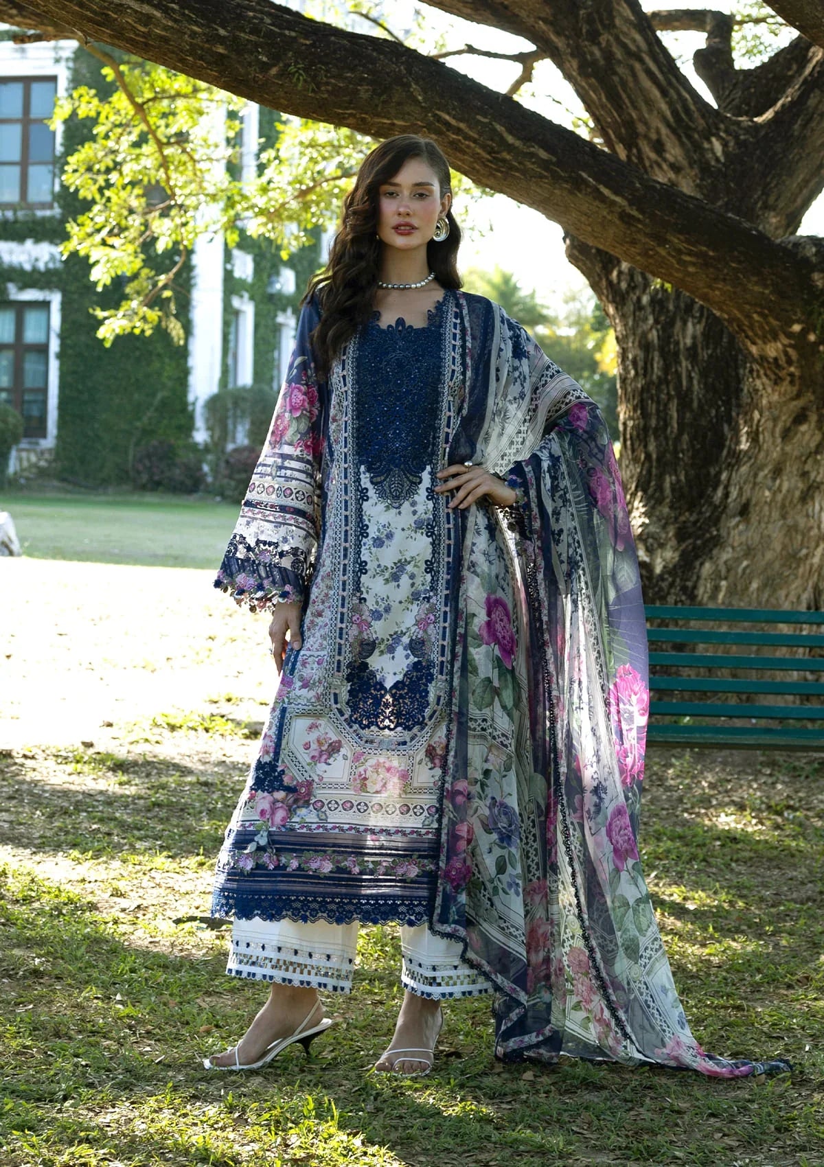 Signature Embroidered Lawn Prints – ESA-2A VERONICA