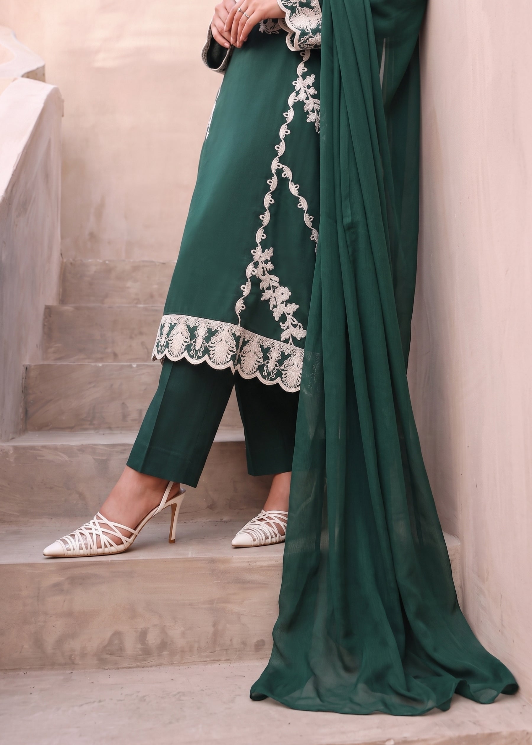 linen Kurta Set in Dark green