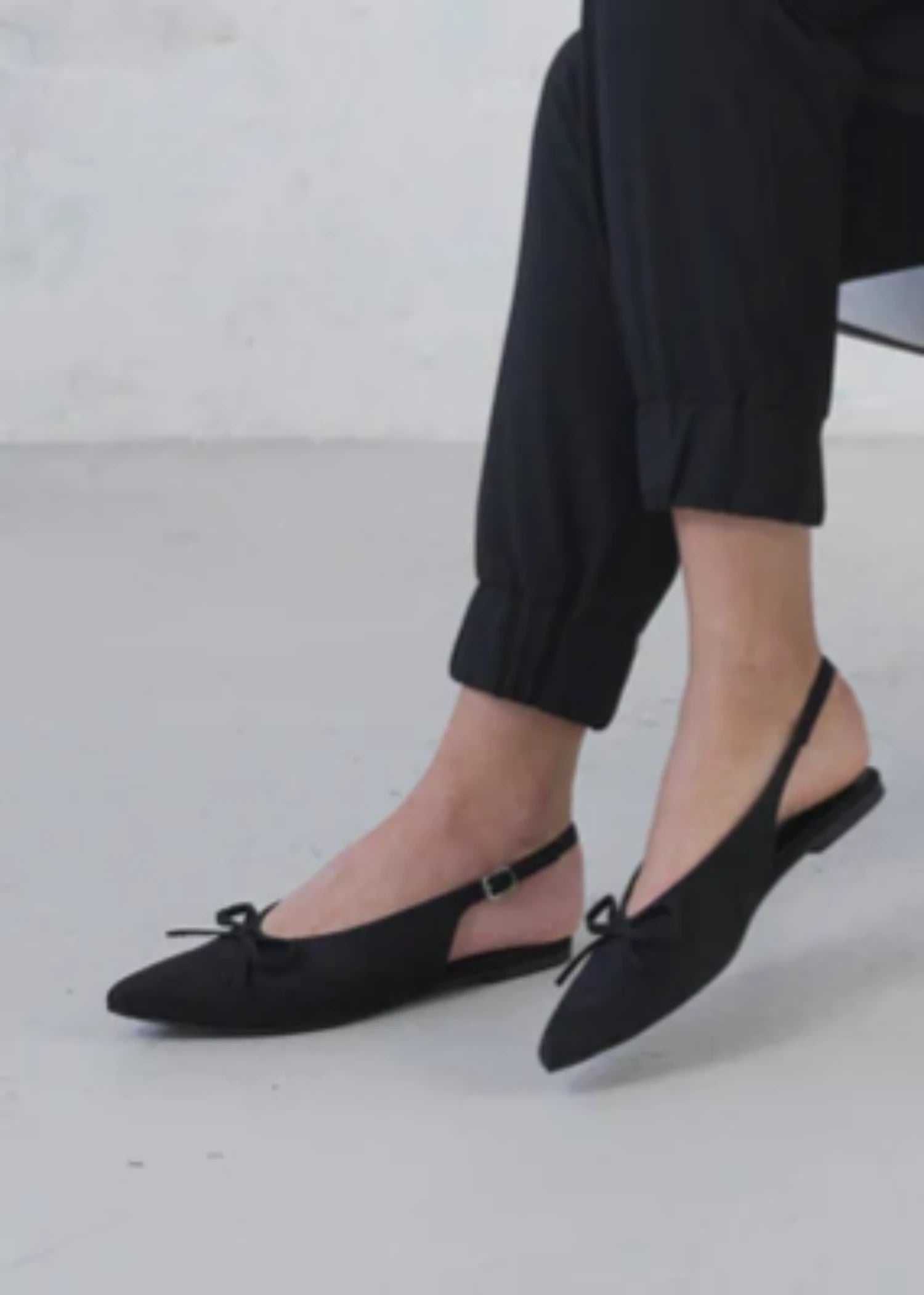 Sandals in Black by - High Quality Women Sandals JPH0140