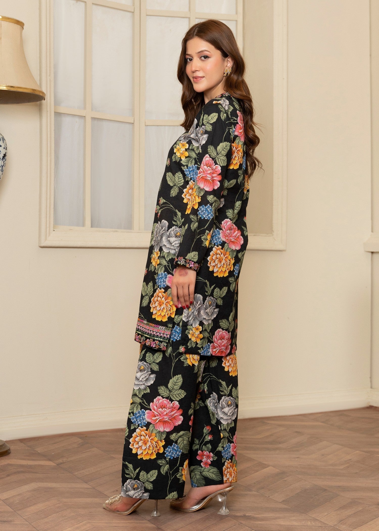 fine khaddar Kurta Set in Black