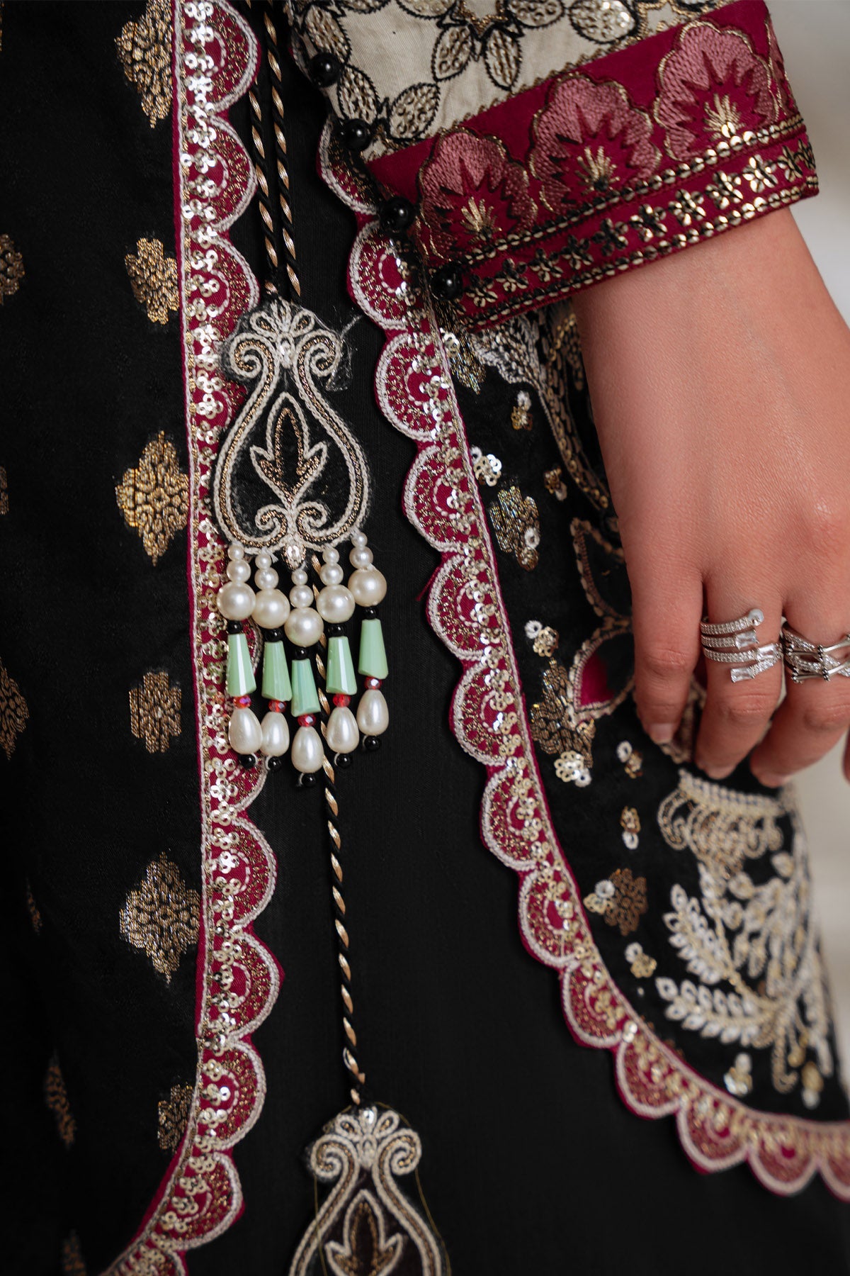 Omara Eid Formals – NEL-95