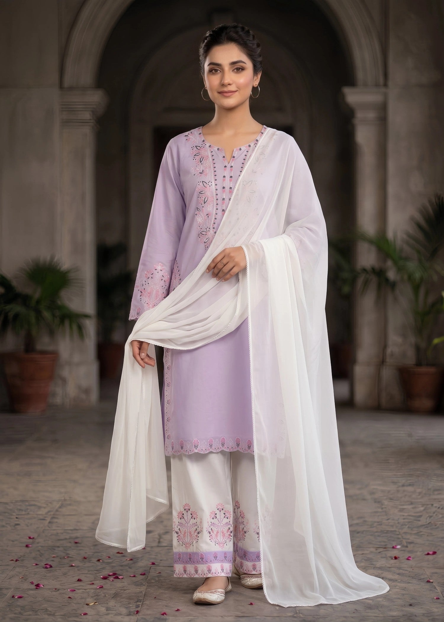 lawn cotton Kurta Set in White, lilac
