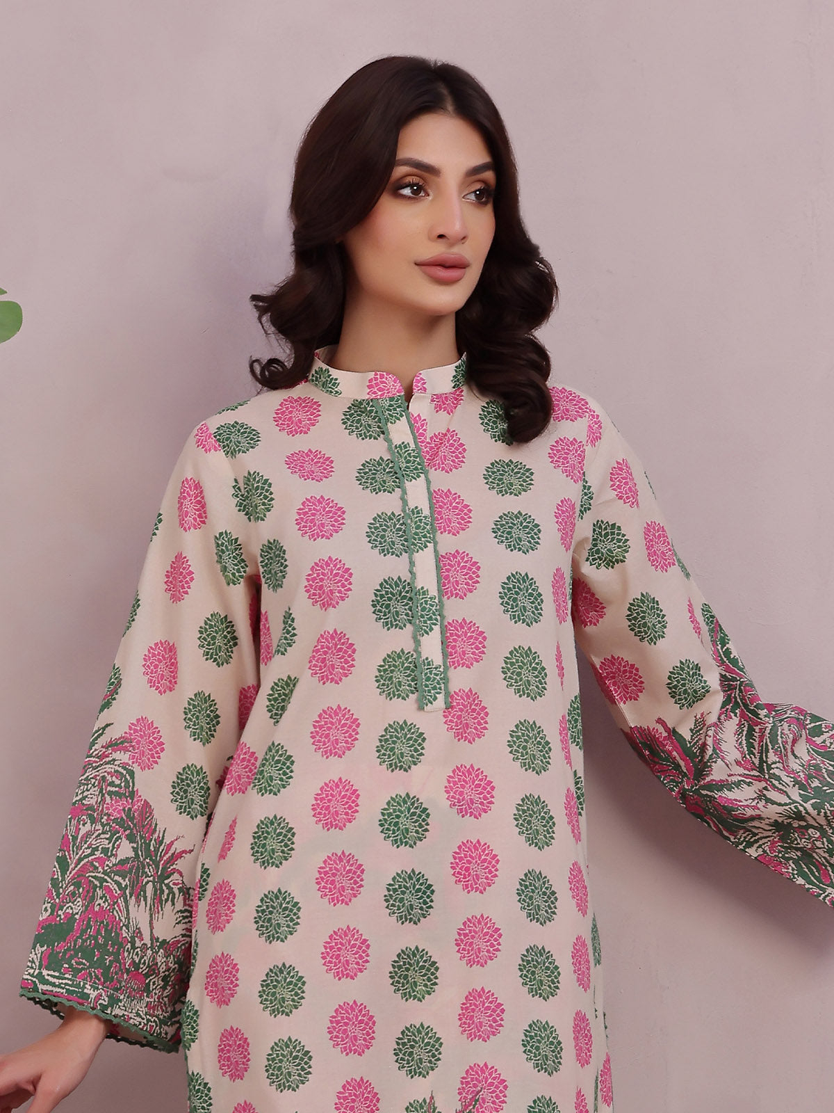 lawn Kurta Set in Green, pink