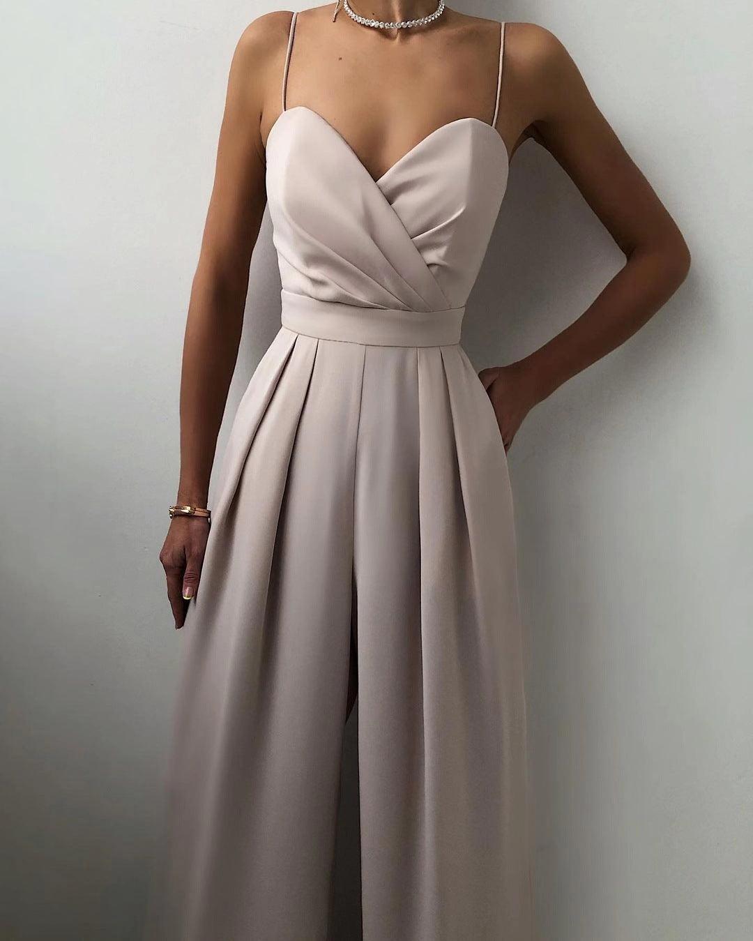 Minimalist Straight Waist Jumpsuit with Mopping Detail