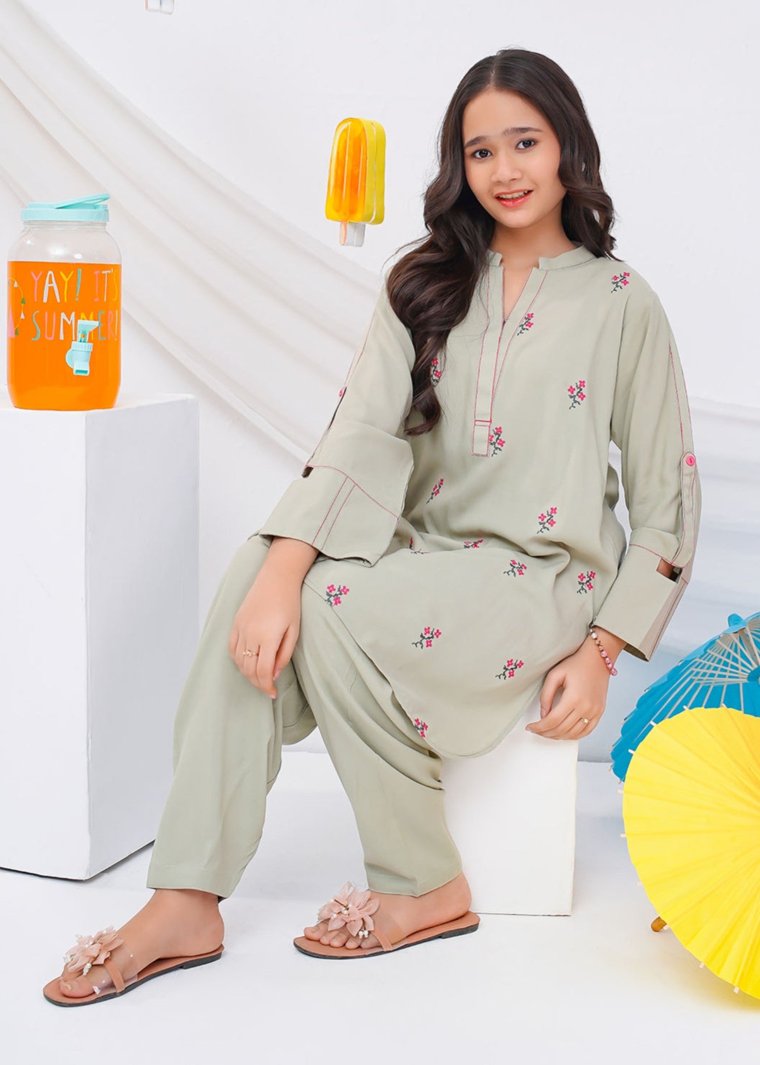 boski Kurta Set in Pistachio green