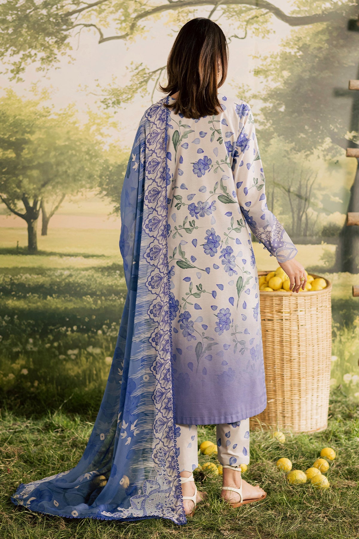Bloom Lawn – BL-16