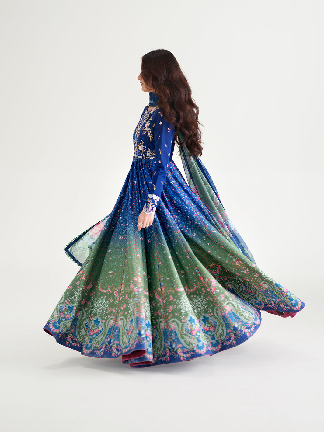 Amour Luxury Lawn – 189-A