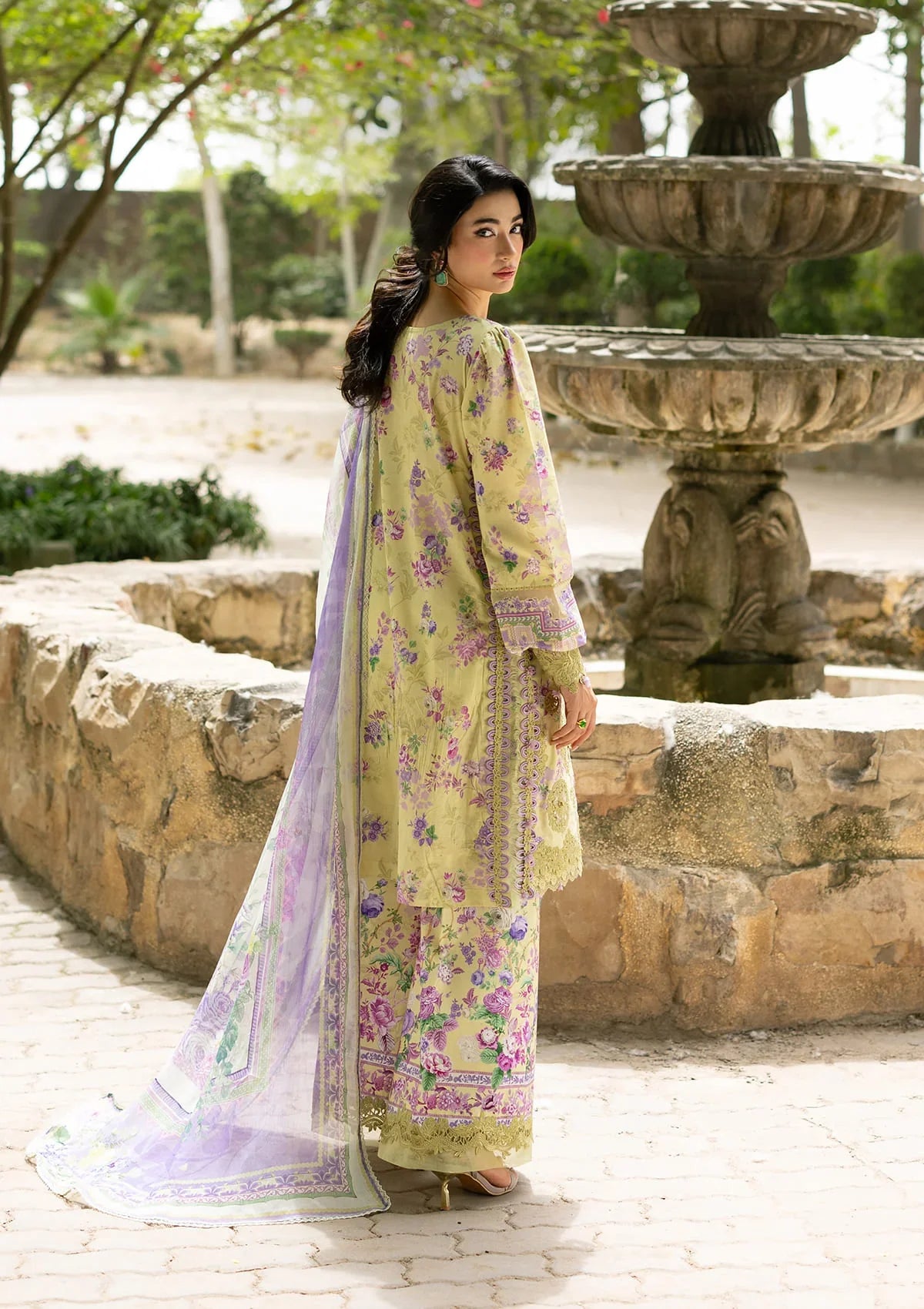 Signature Lawn Edit – 8a Olivia