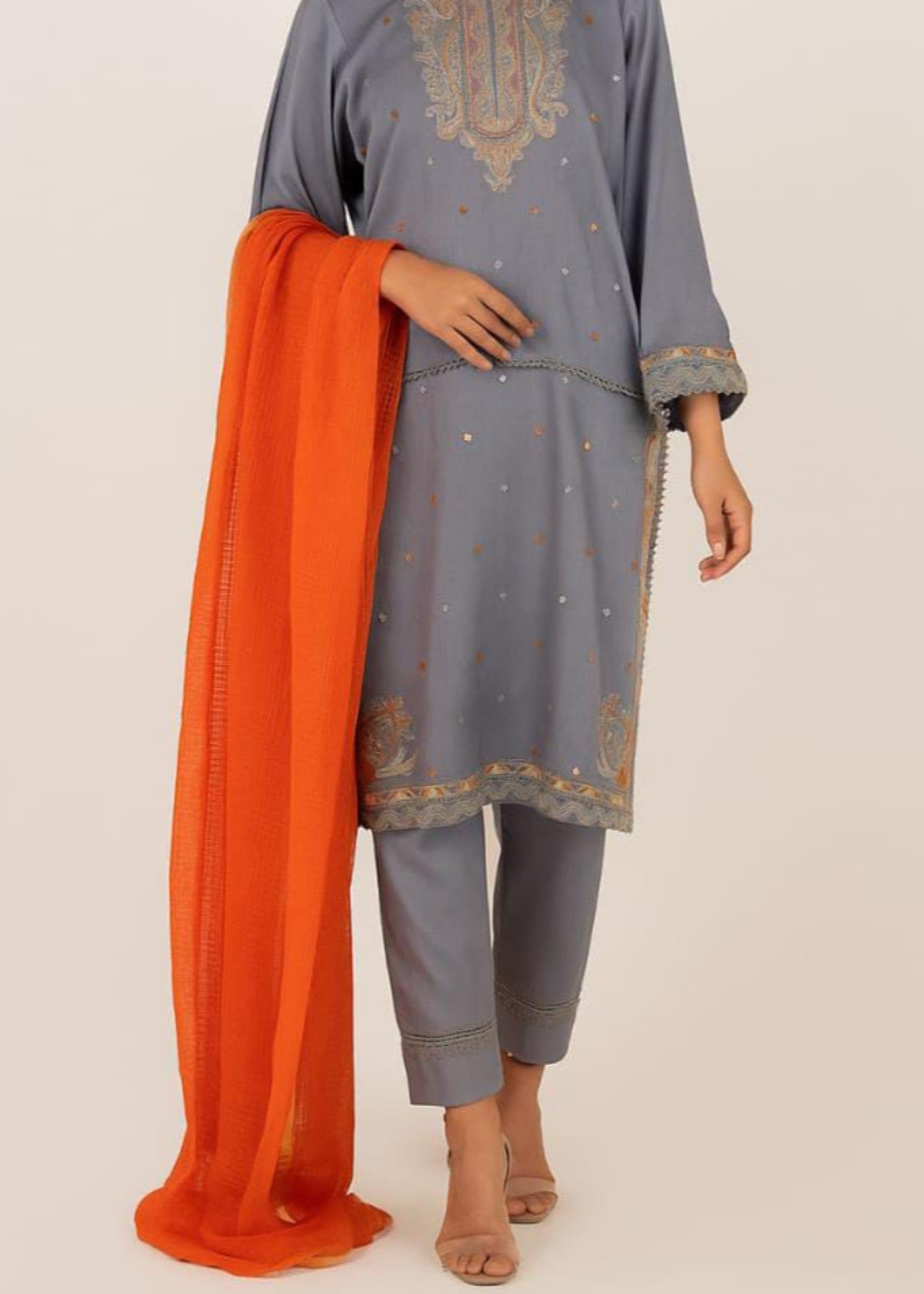 lawn Kurta Set in Pastel grey